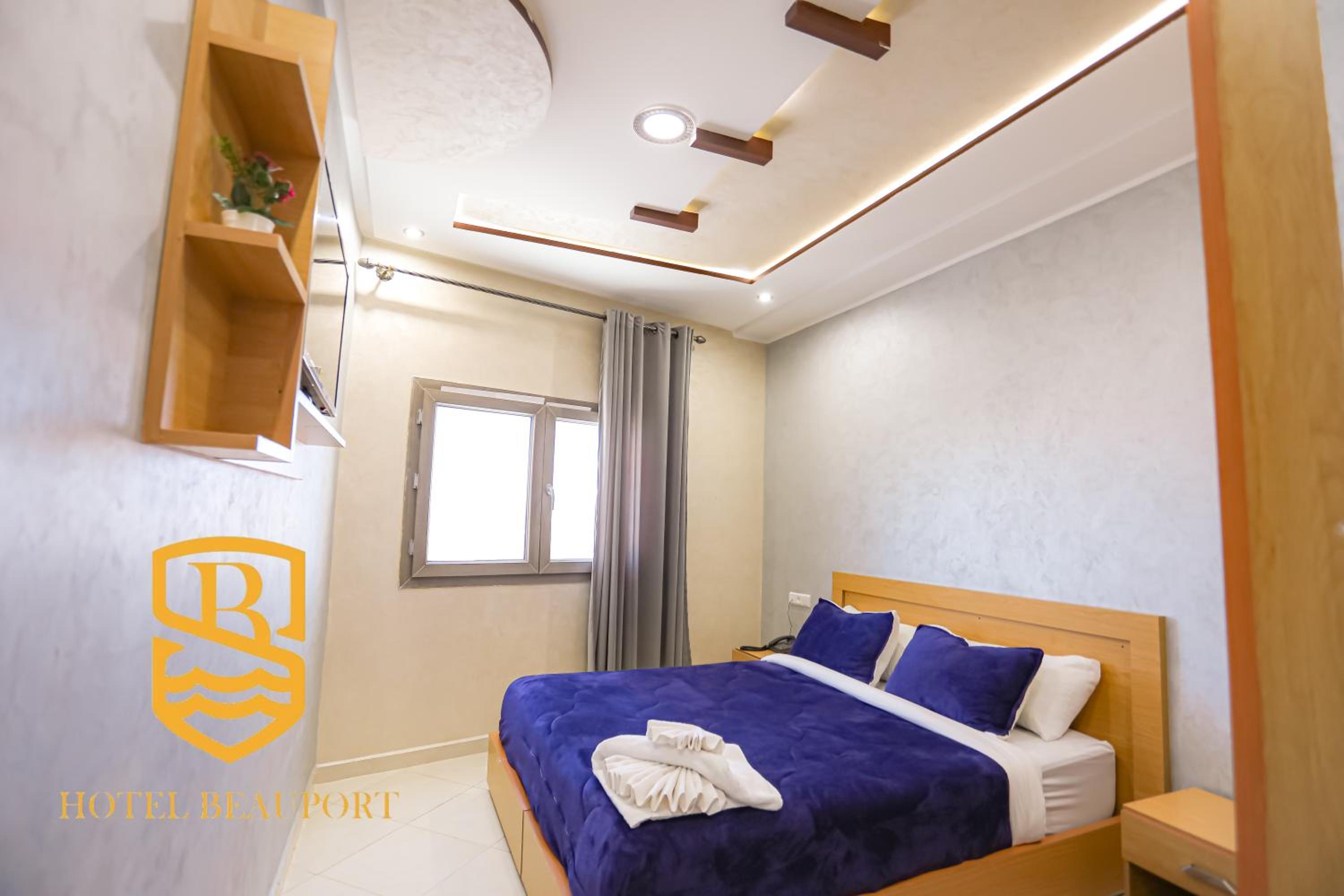 Budget Double Room - Photo 2