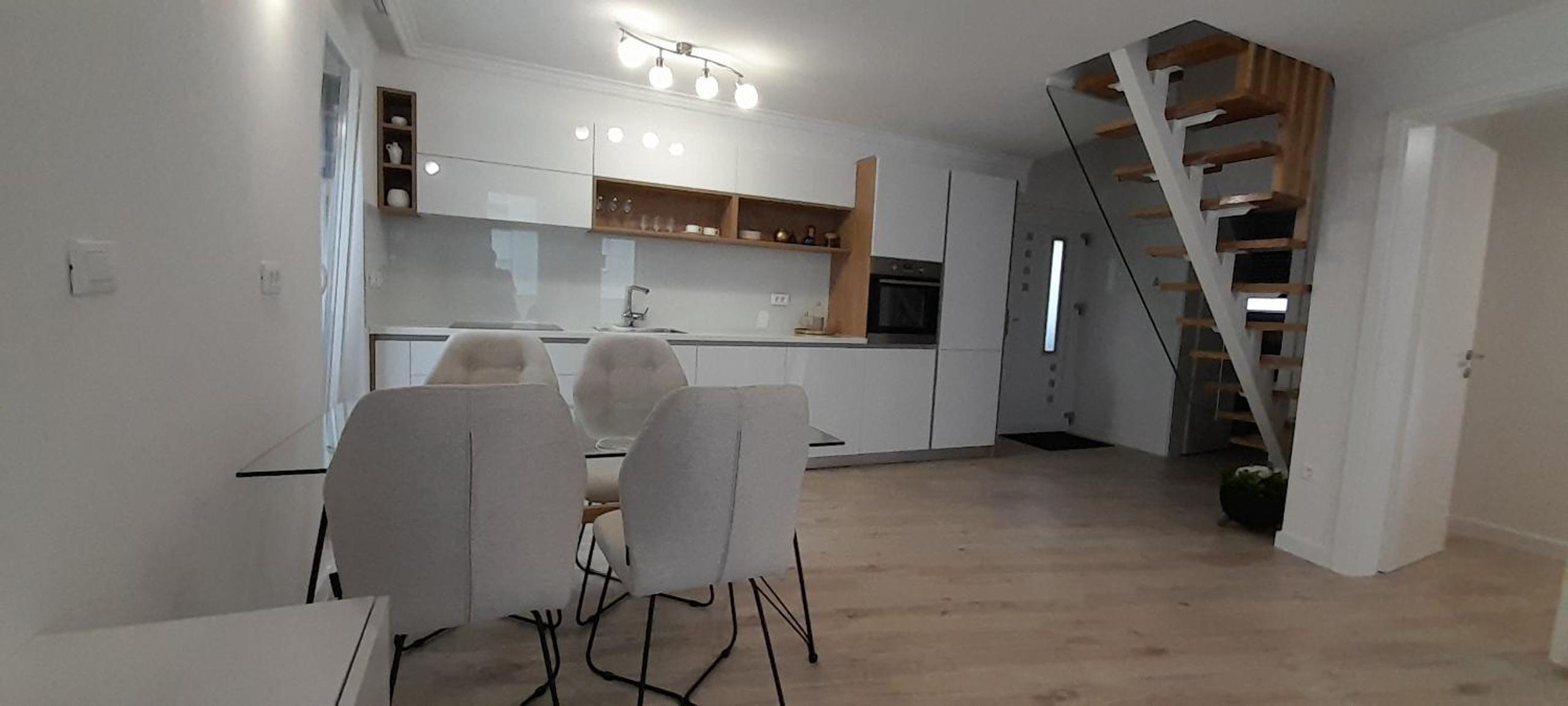 Two-Bedroom Apartment - Photo 8