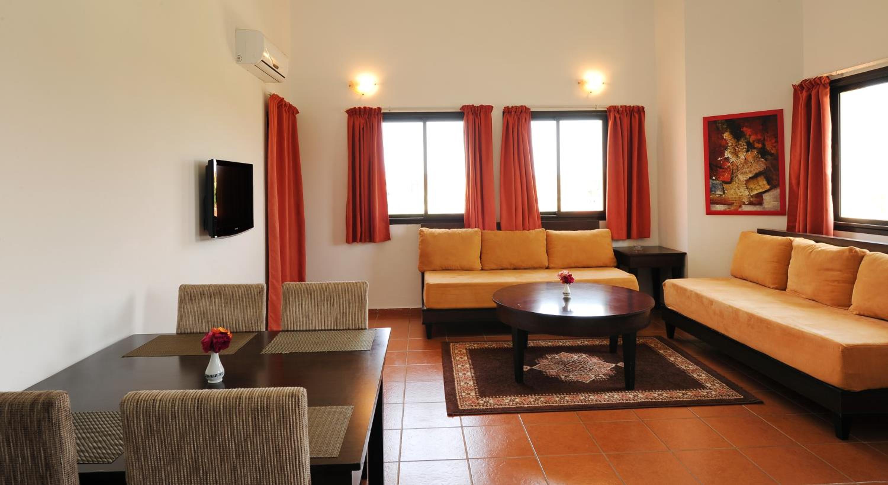 Chalet (4 Adults) - Photo 9