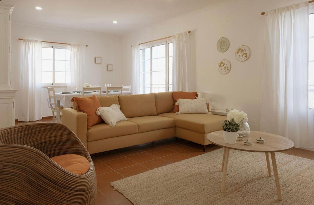 Three-Bedroom Apartment photo 1