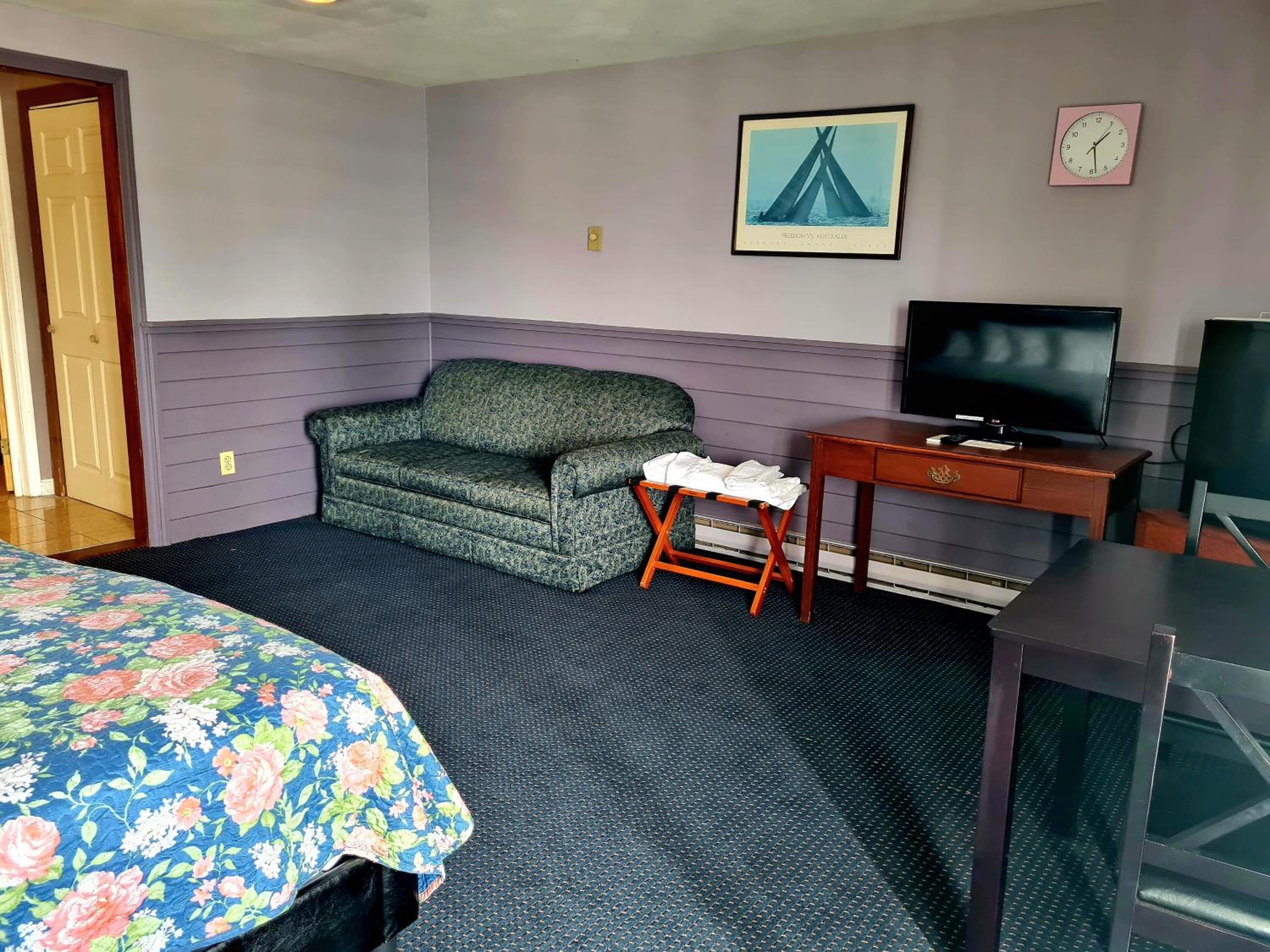 King Room with Whirlpool photo 1