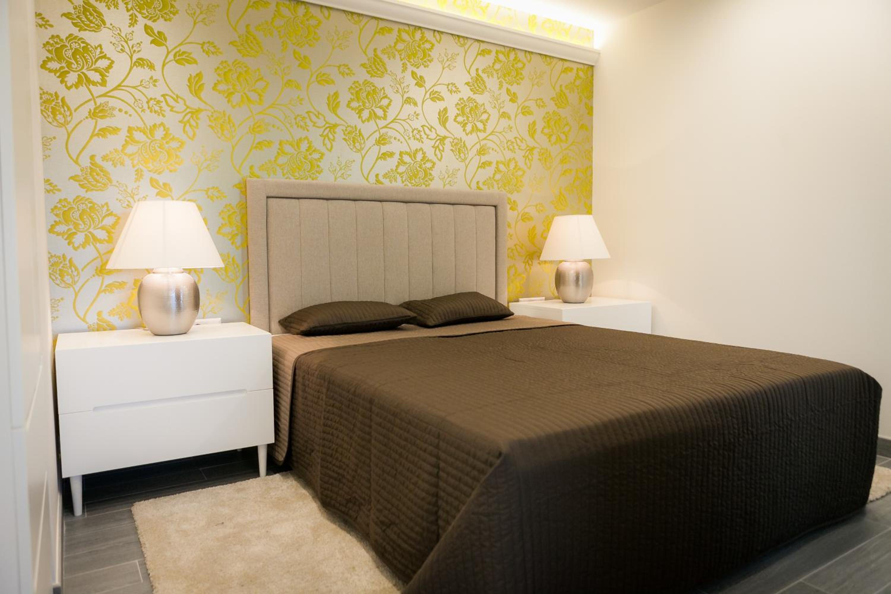 One-Bedroom Apartment (3 Adults) - Photo 2