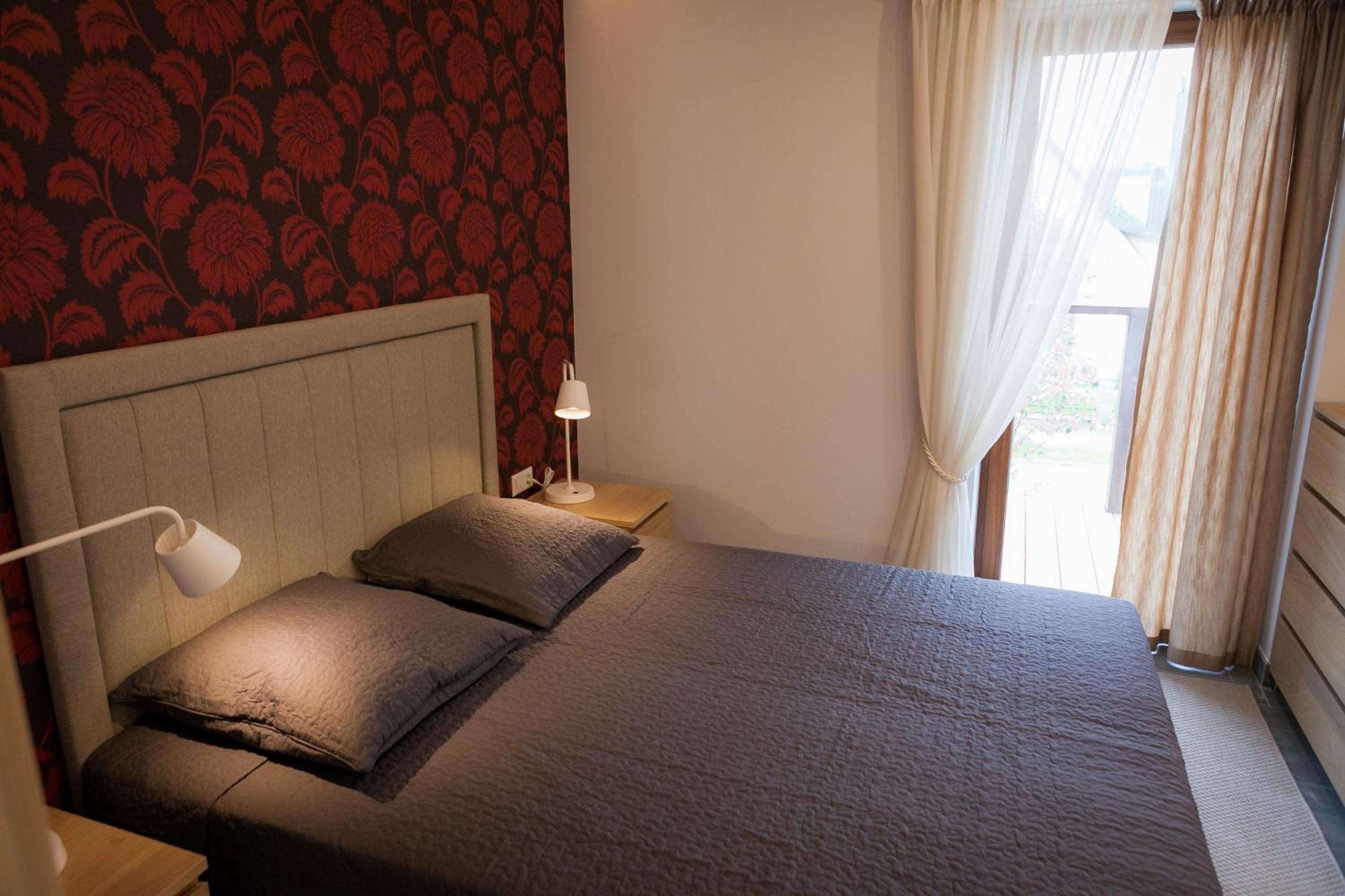 One-Bedroom Apartment (4 Adults) - Photo 8