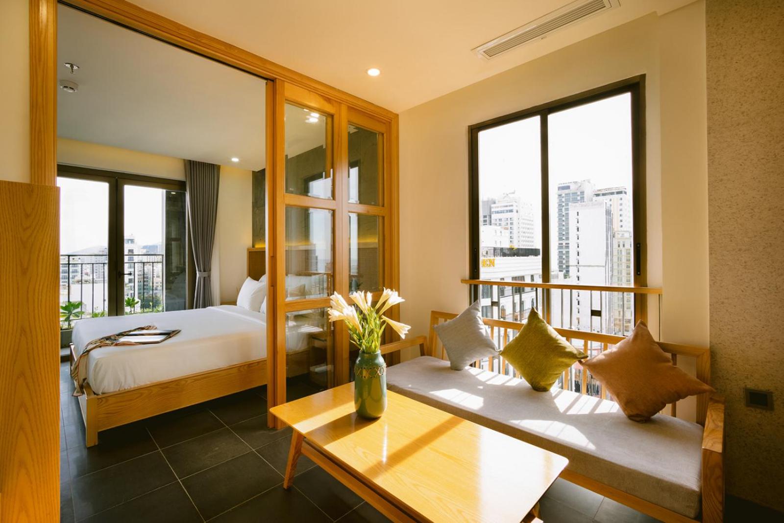 One-Bedroom Apartment - Photo 5