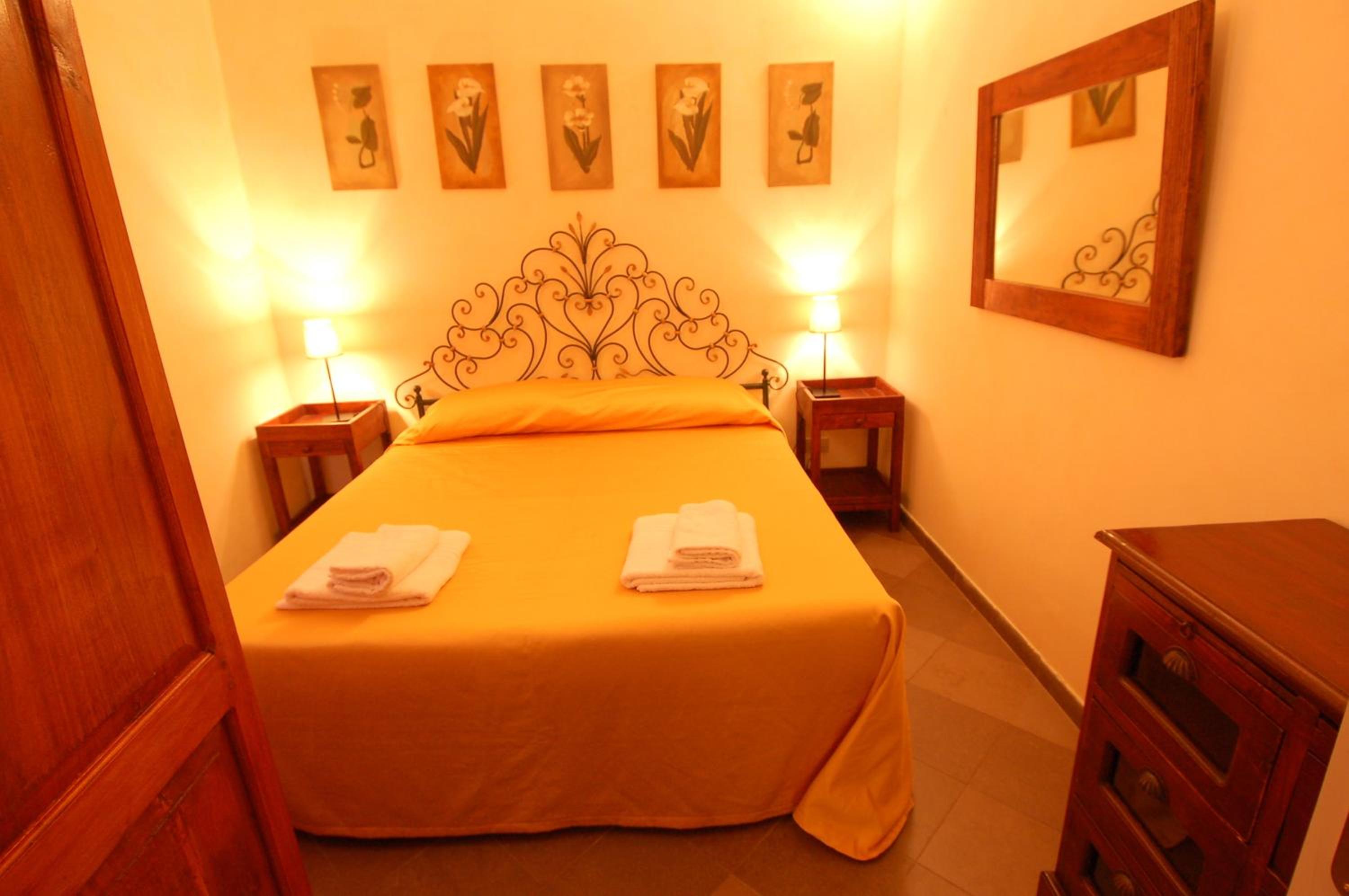 One-Bedroom Apartment (3 Adults)