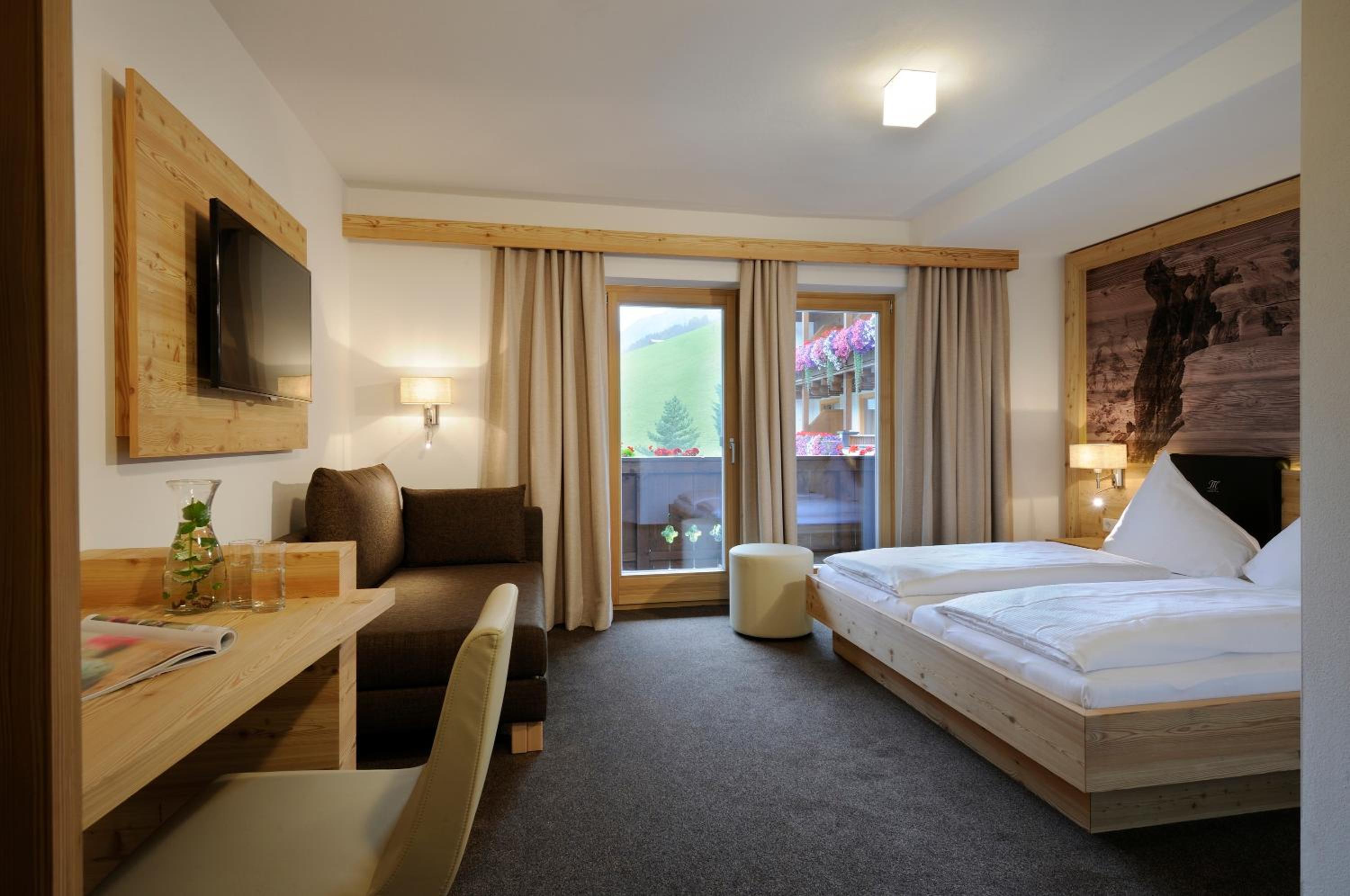 Standard Double Room photo 3