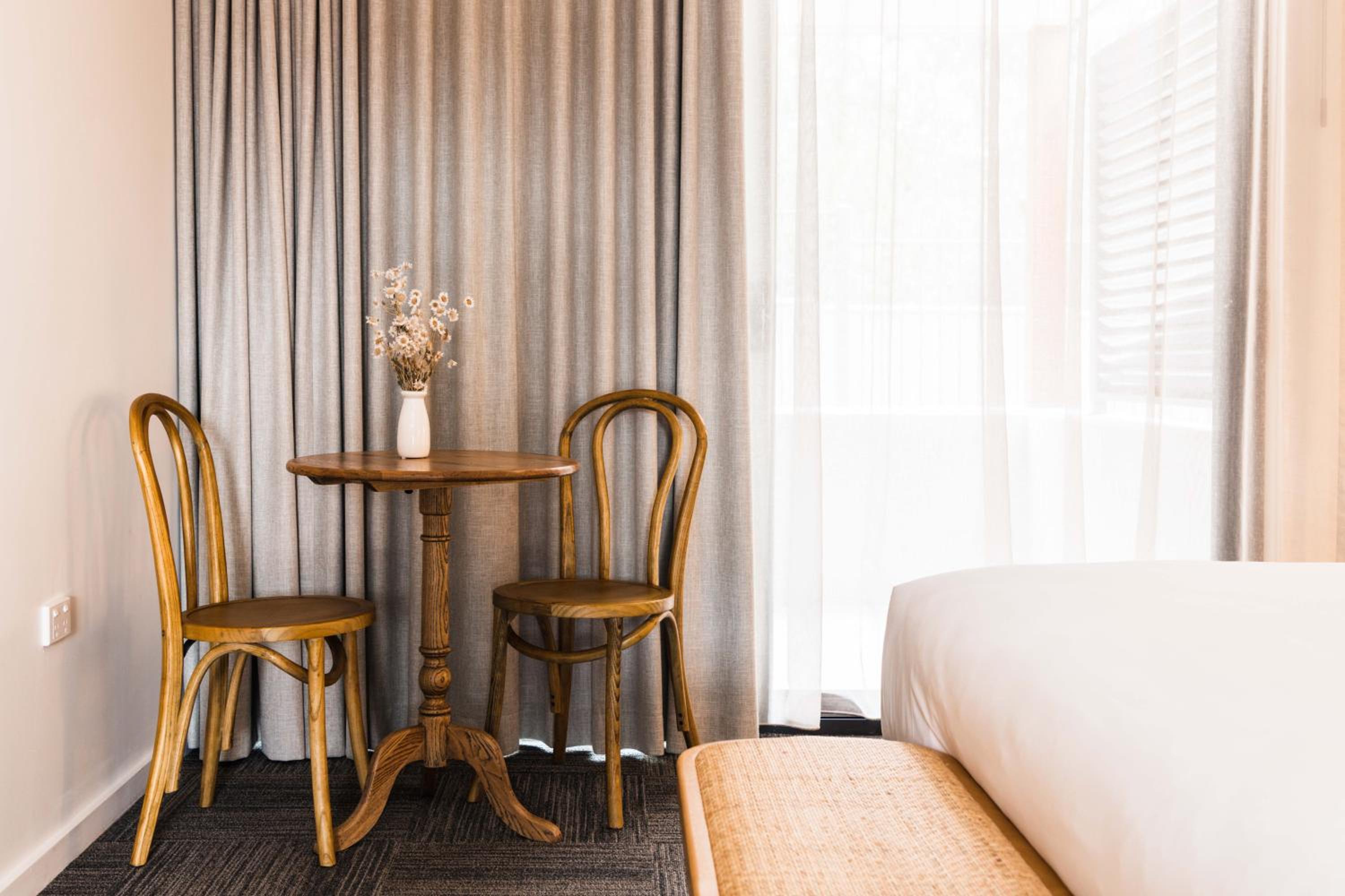 Queen Room with Two Queen Beds - Photo 1