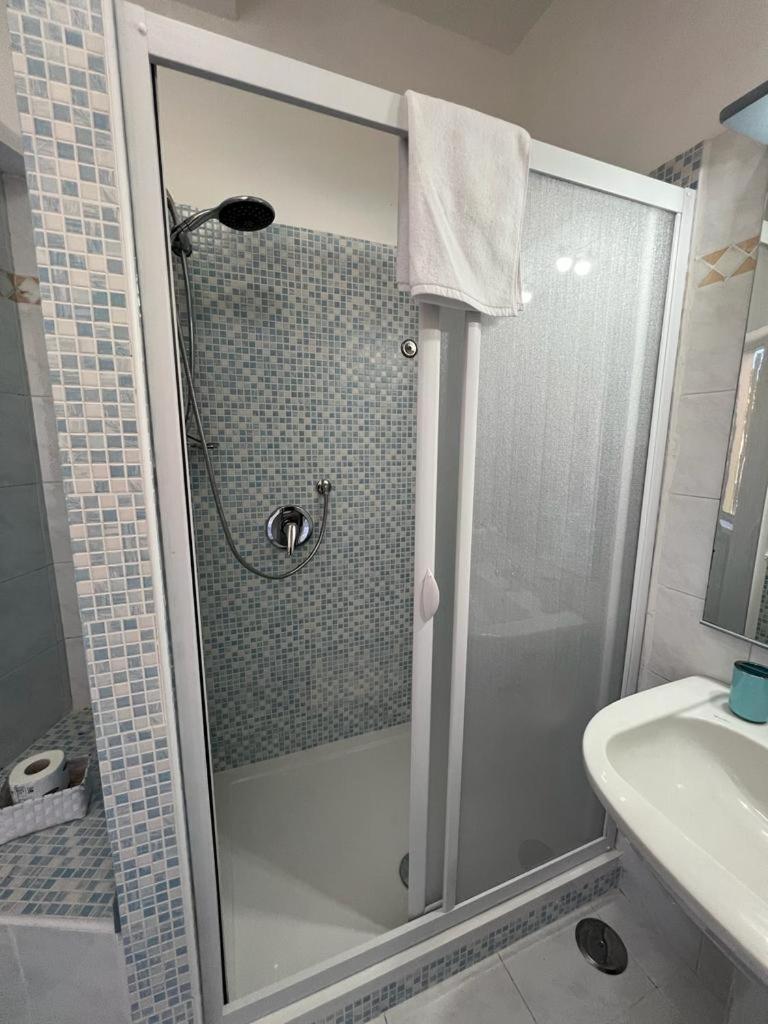 Comfort Quadruple Room - Photo 11