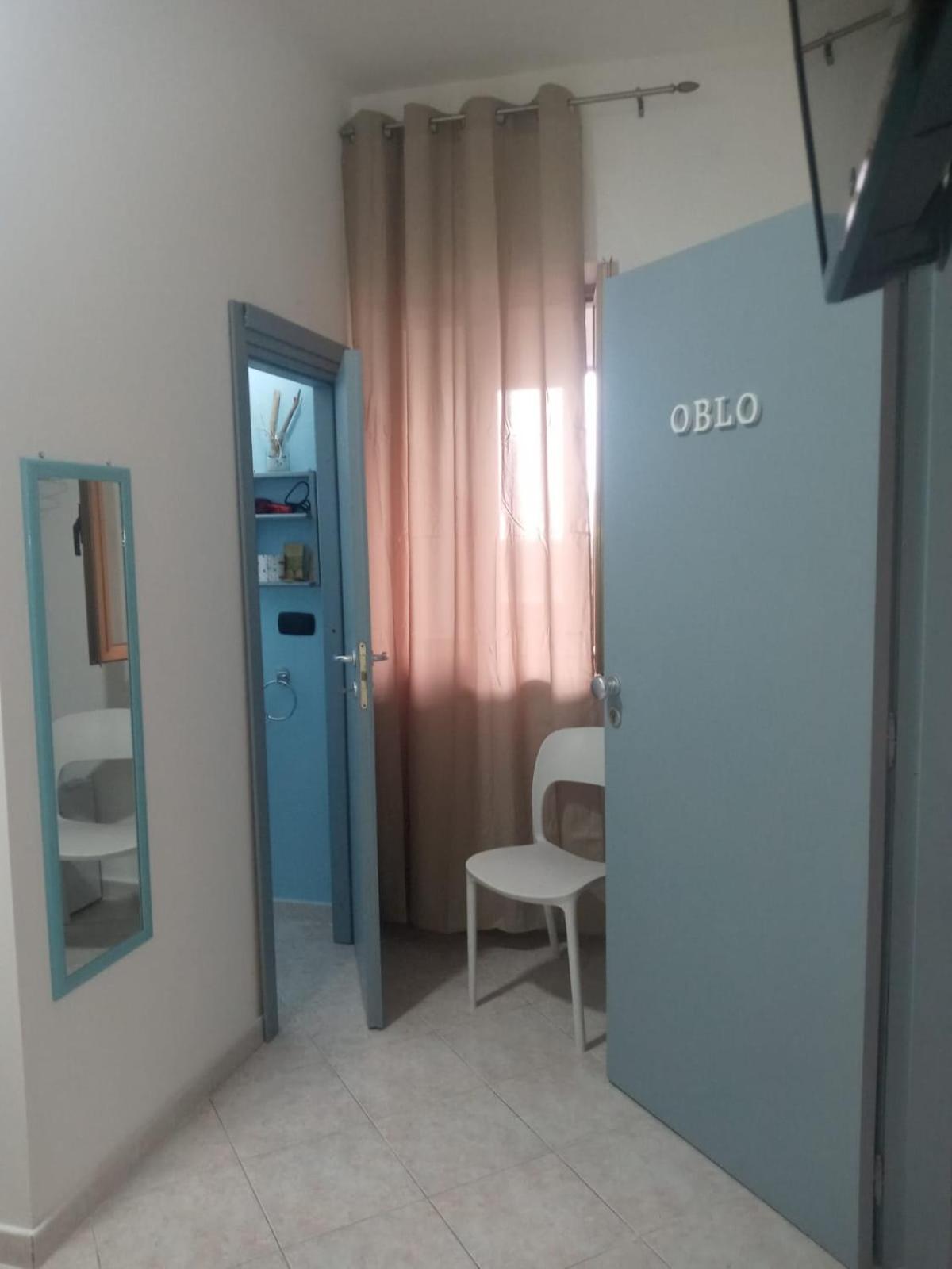 Large Double Room - Photo 4