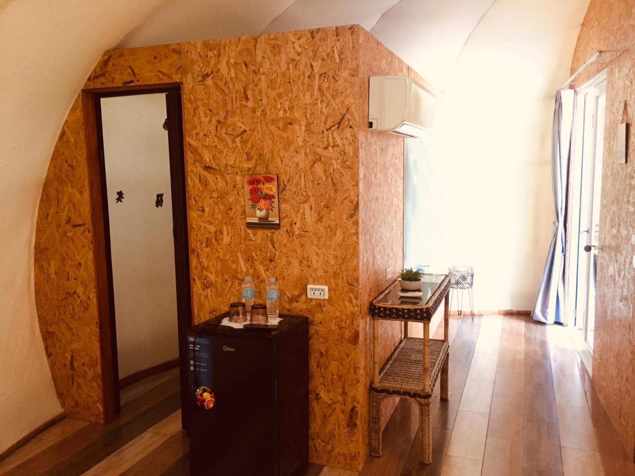 Deluxe Double Room with Balcony photo 2