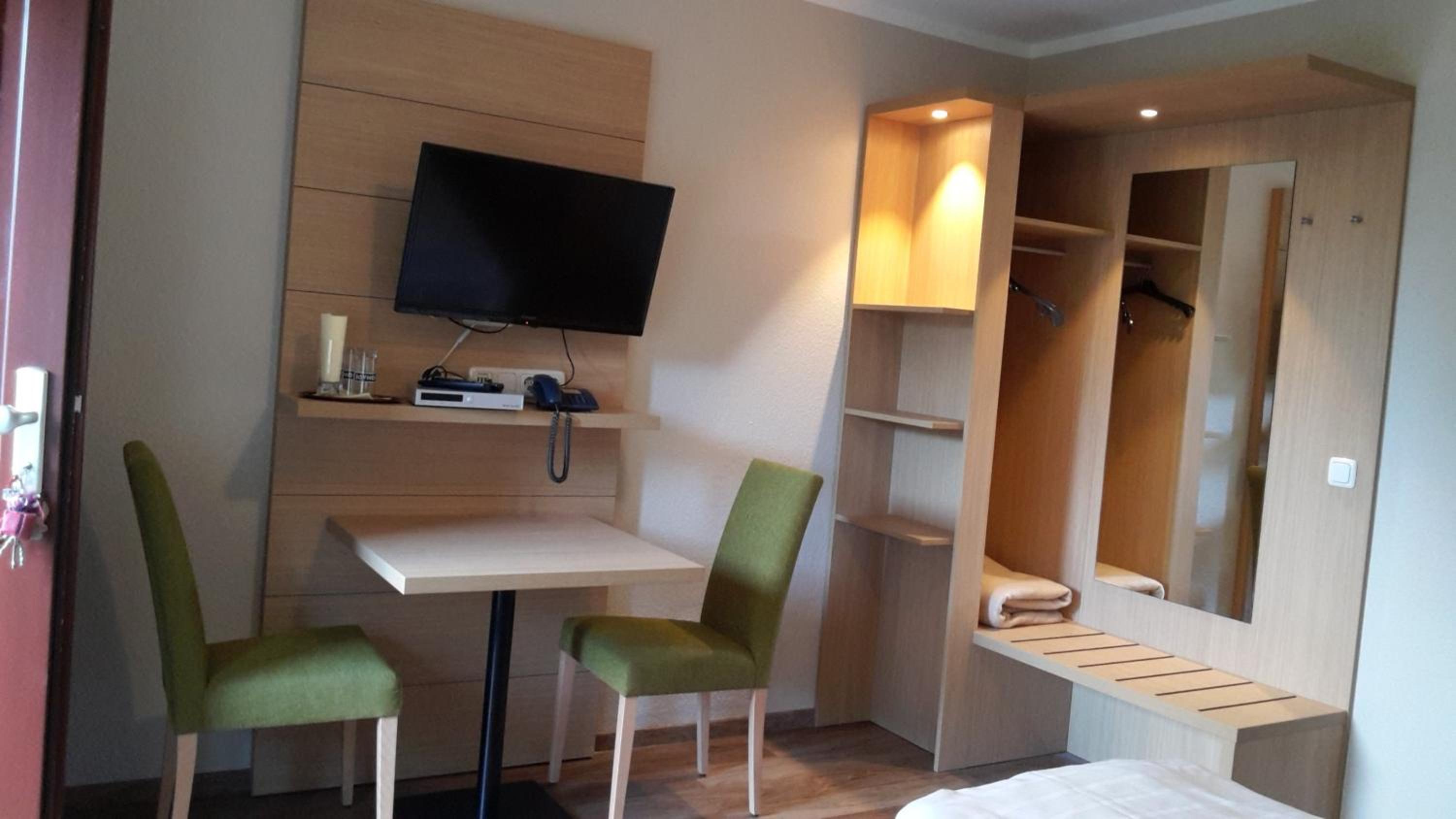 Comfort Double Room with Shower