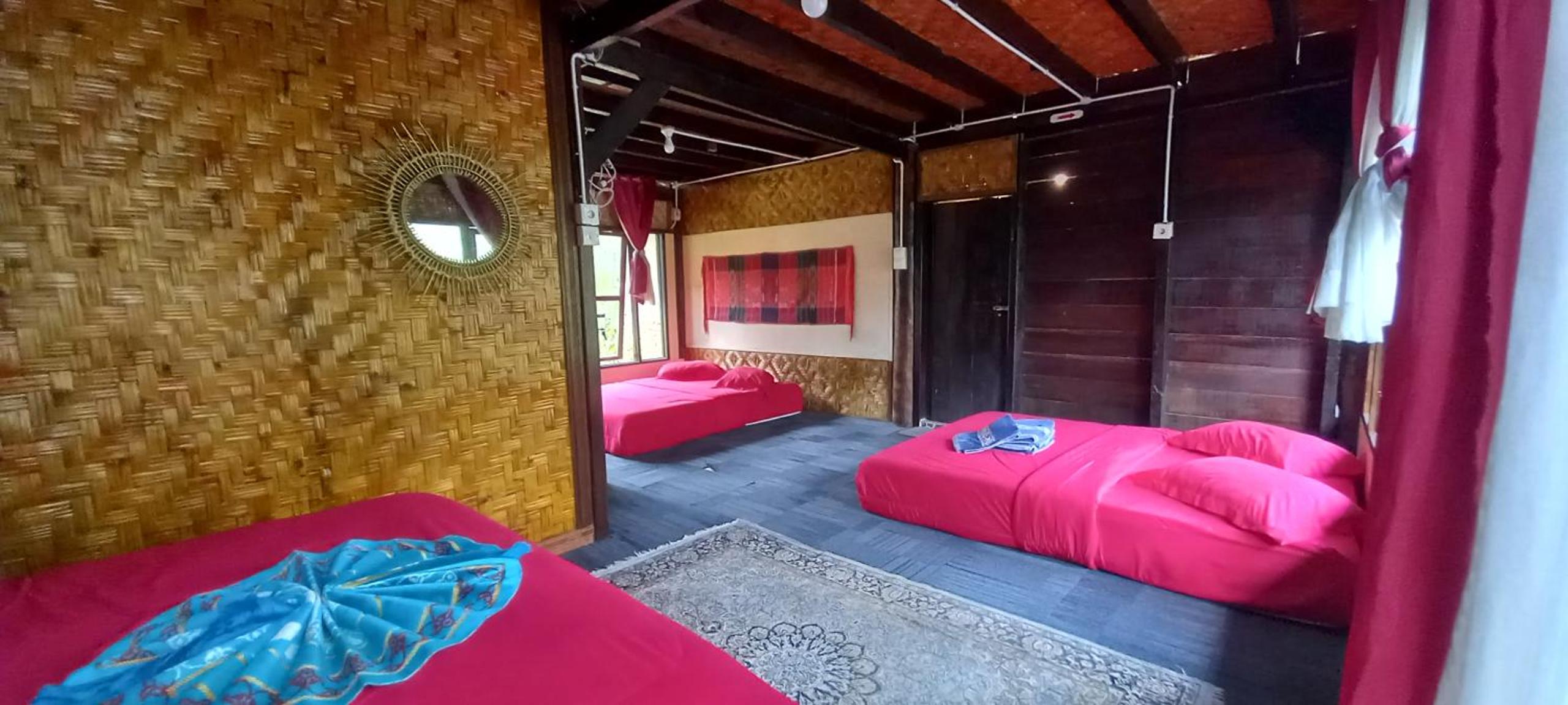 Family Room with Private Bathroom - Photo 1