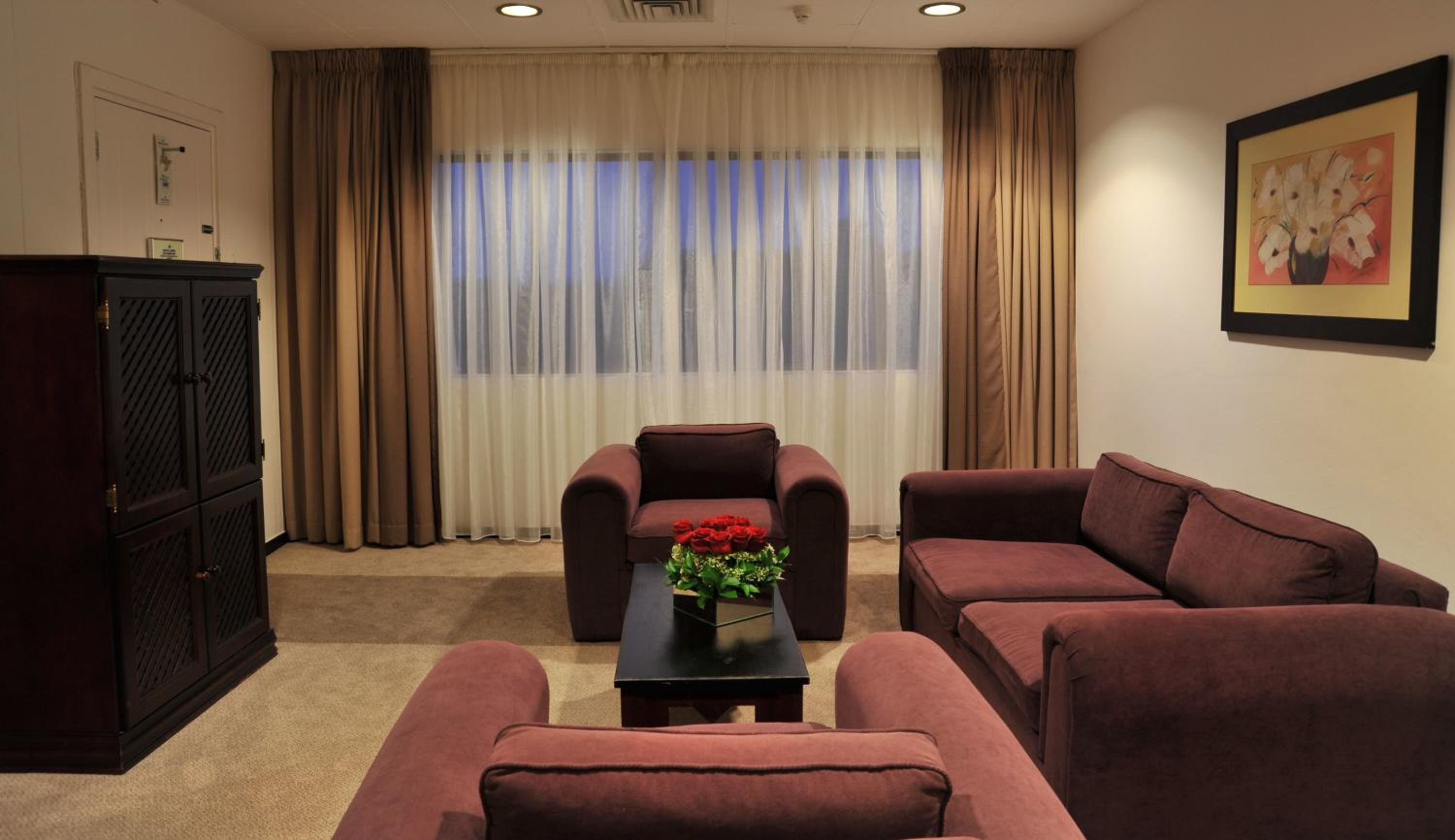 Family Room photo 1