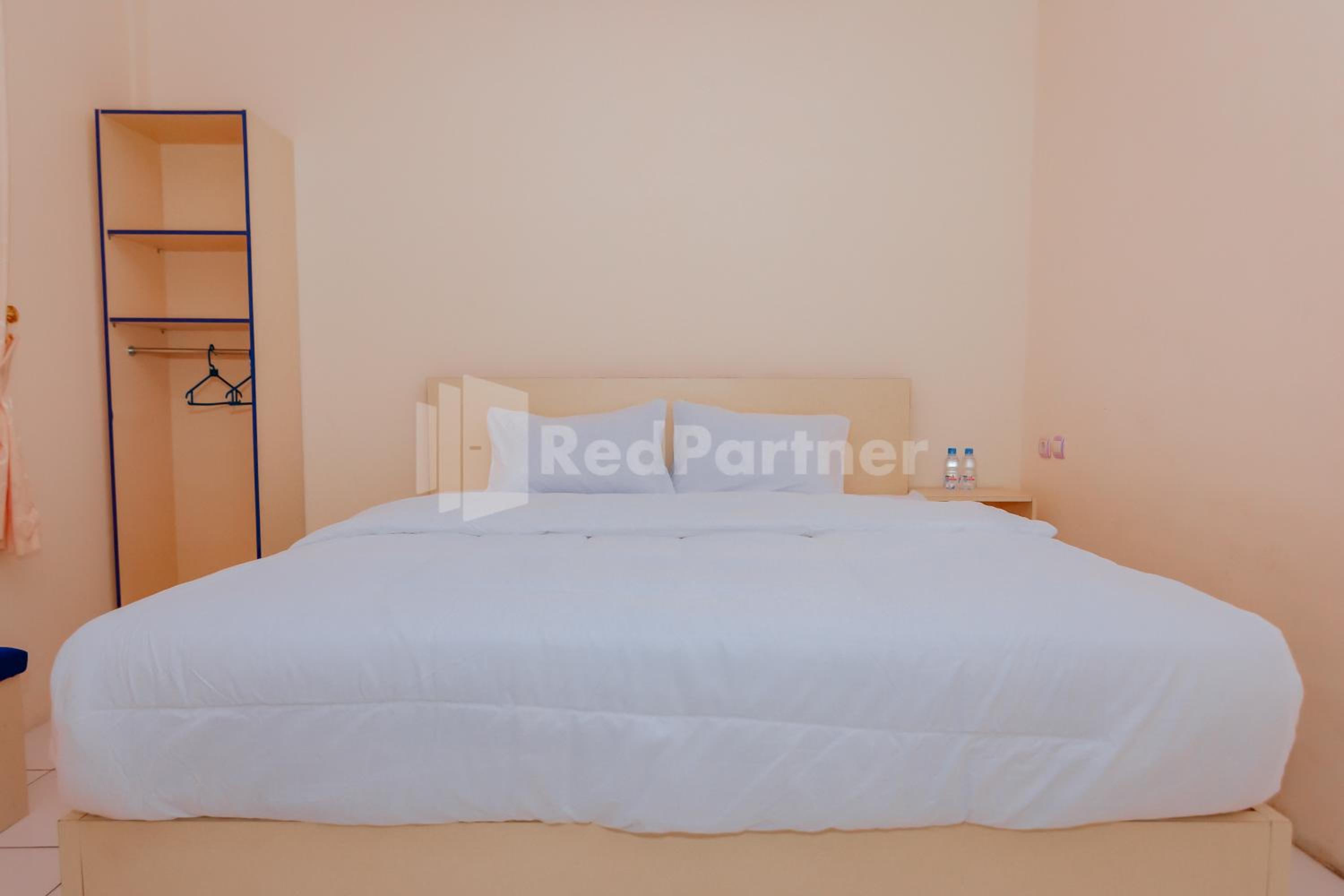 Deluxe Room - Photo 3