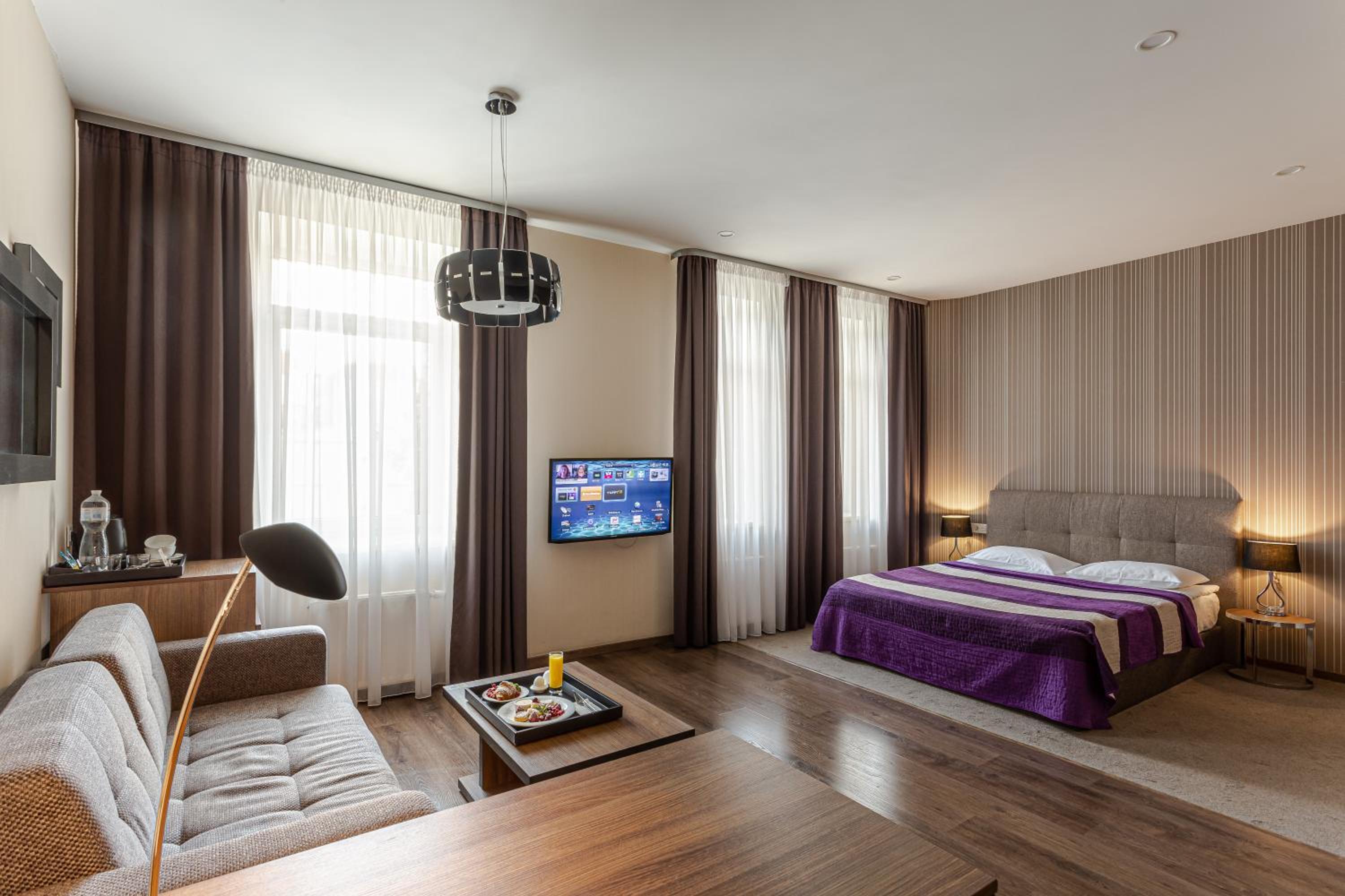Standard Double Room with Shower