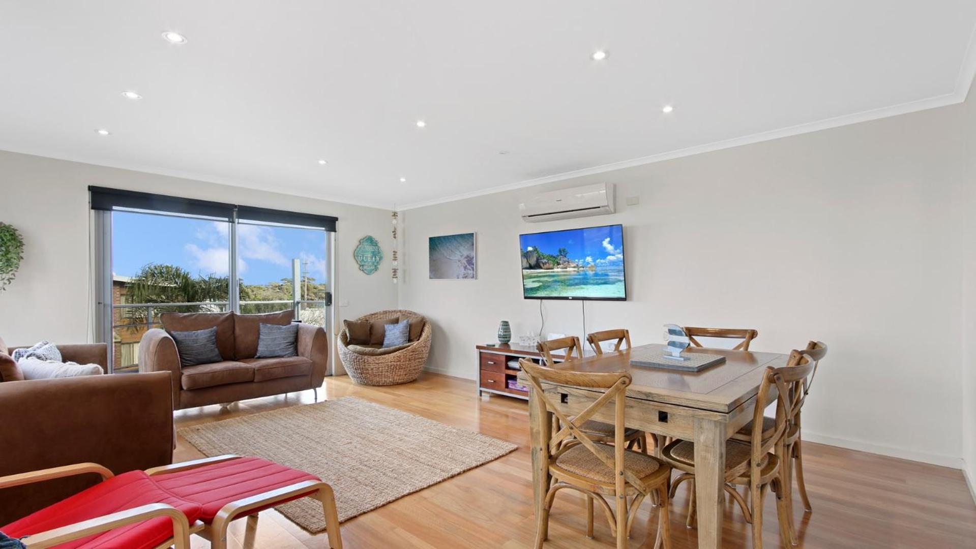Four-Bedroom House photo 1