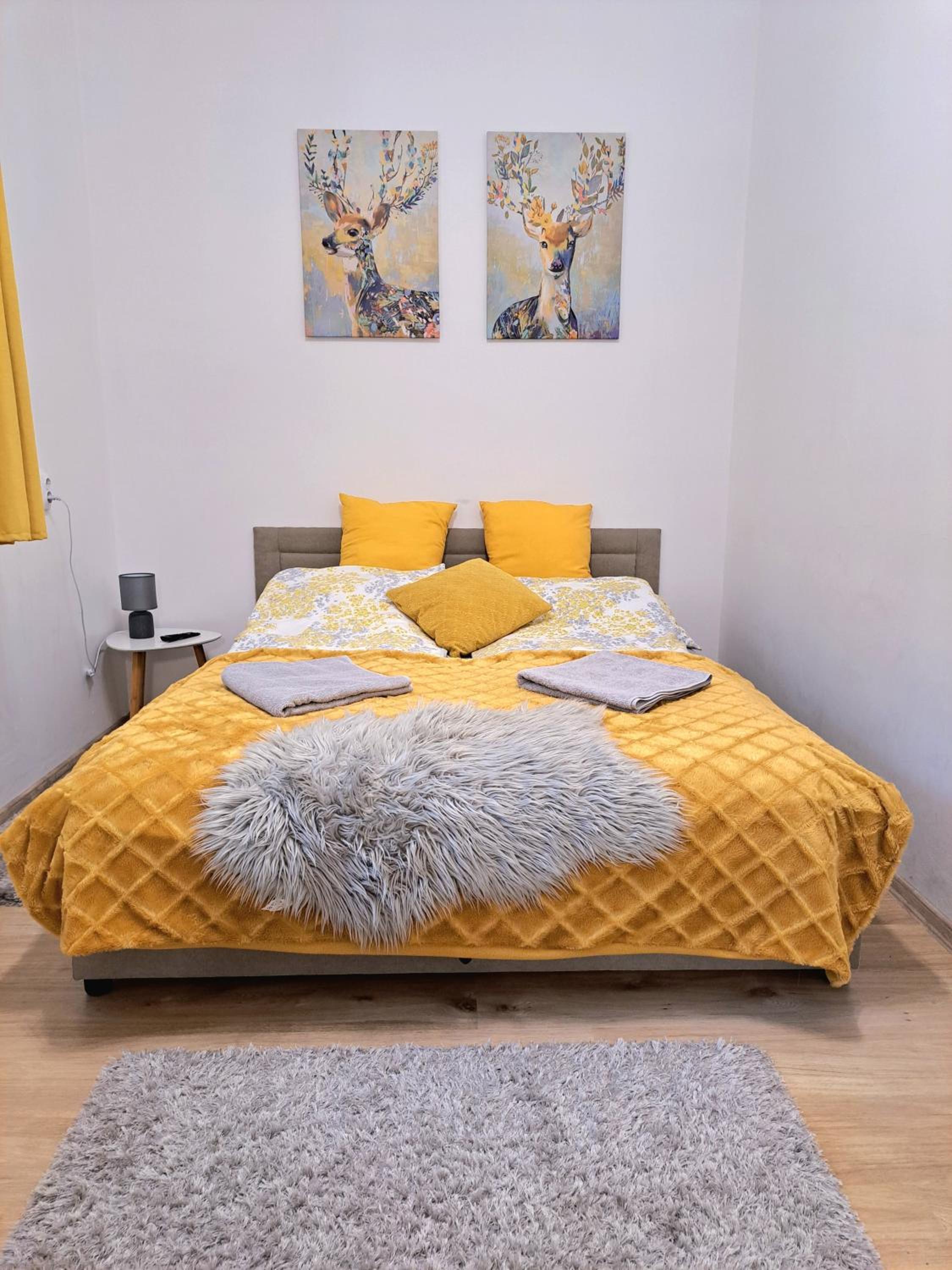 Two-Bedroom Apartment - Photo 9