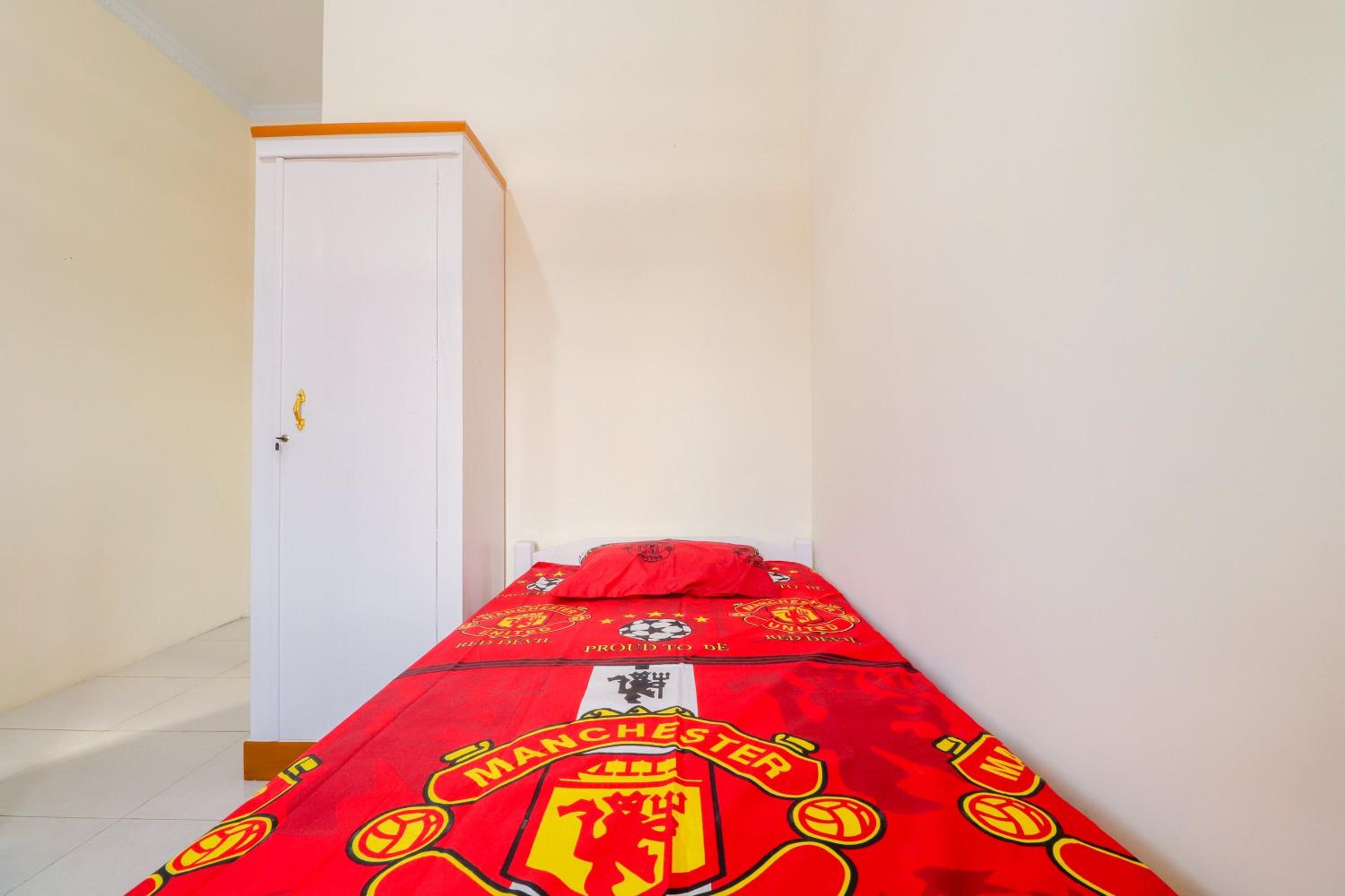 Standard Single Room photo 3