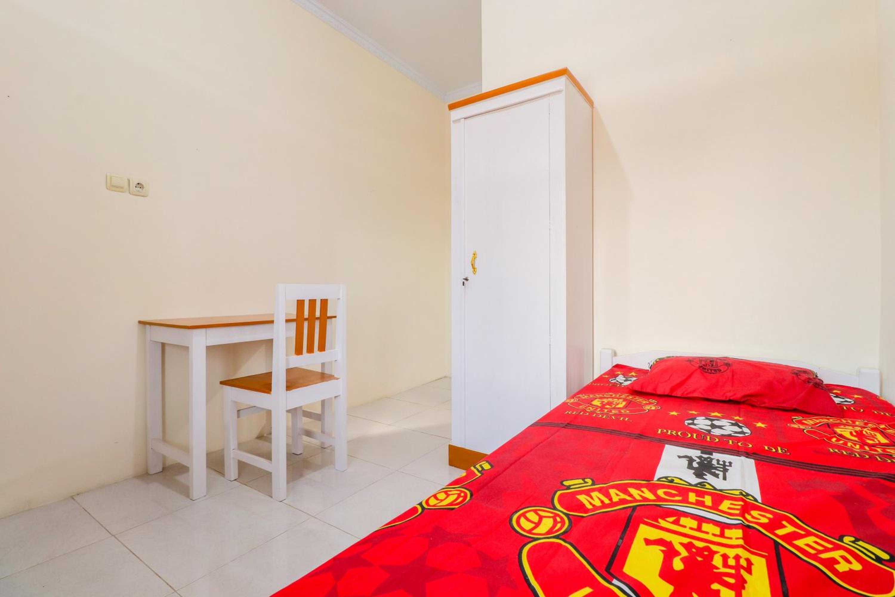 Standard Single Room photo 2