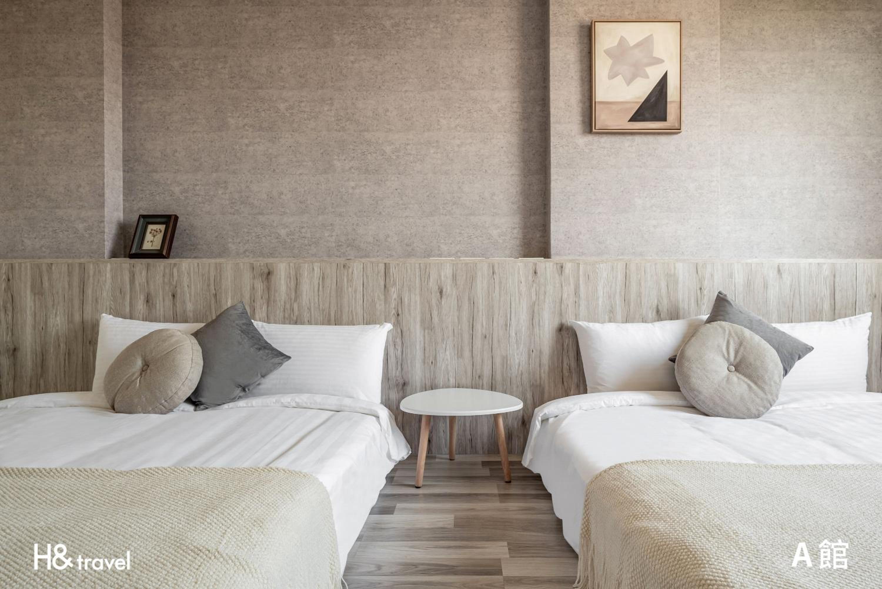 Superior Quadruple Room - Photo 3