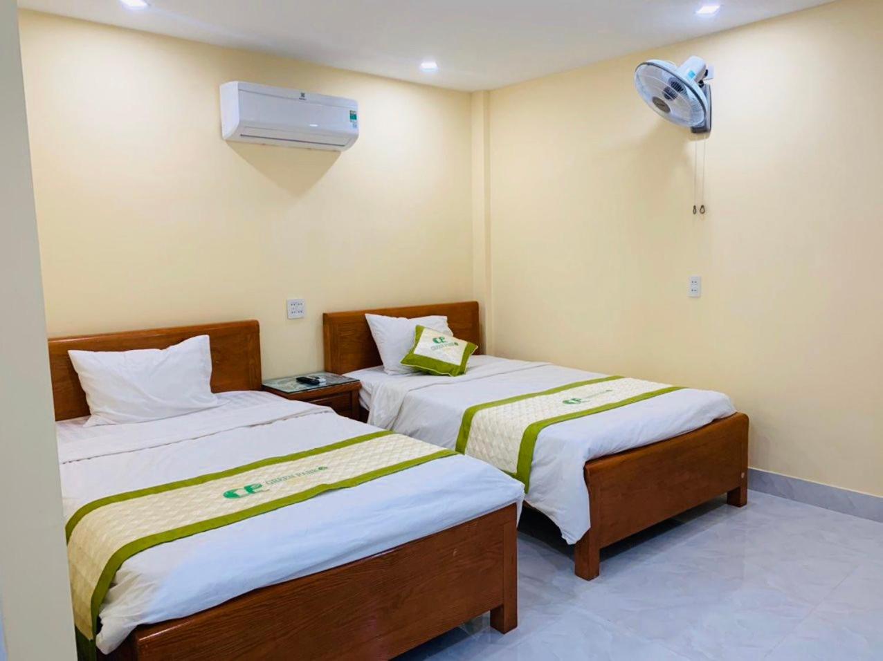 Twin Room With City View