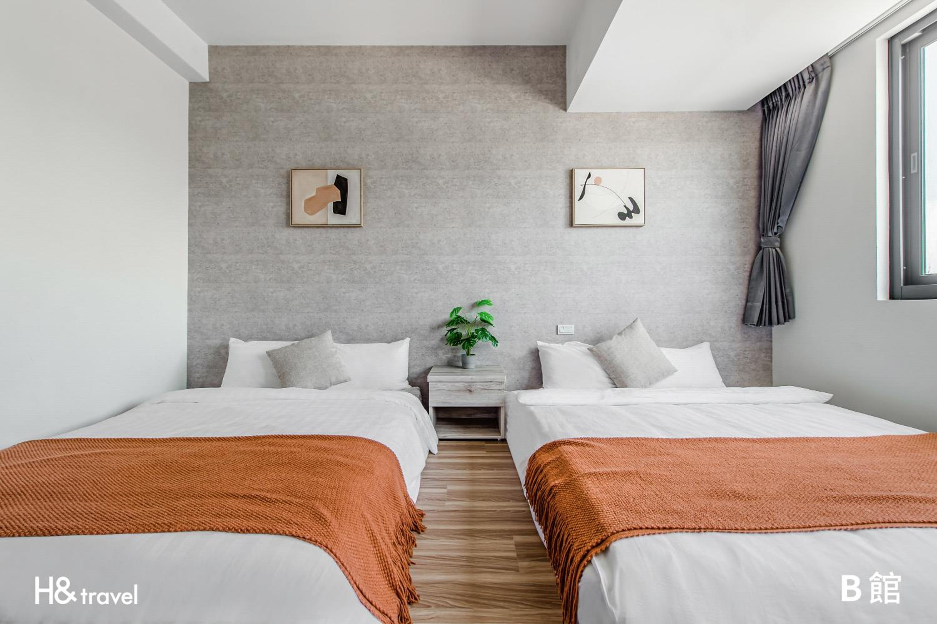 Quadruple Room - Photo 6