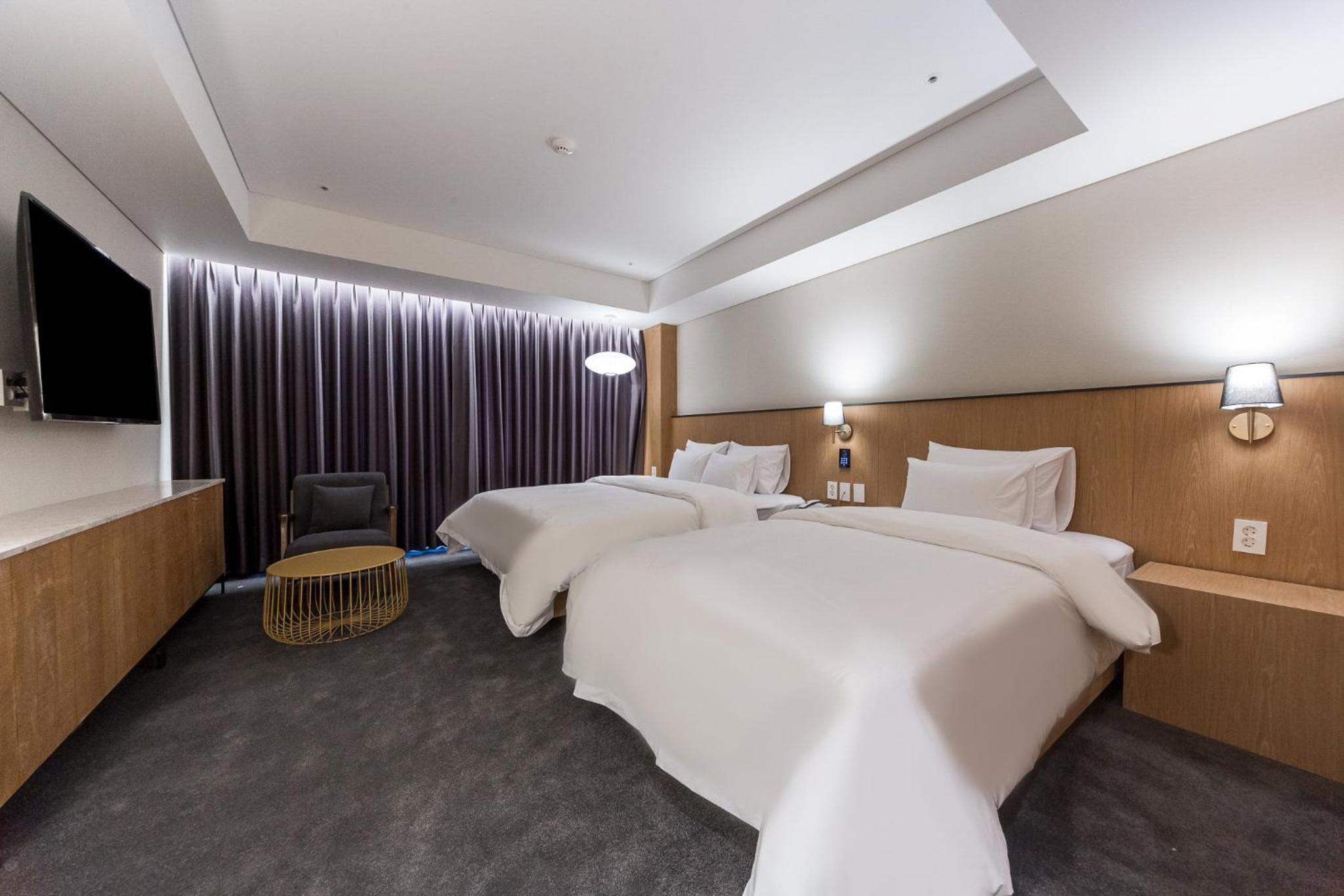 Superior Twin Room - Photo 7