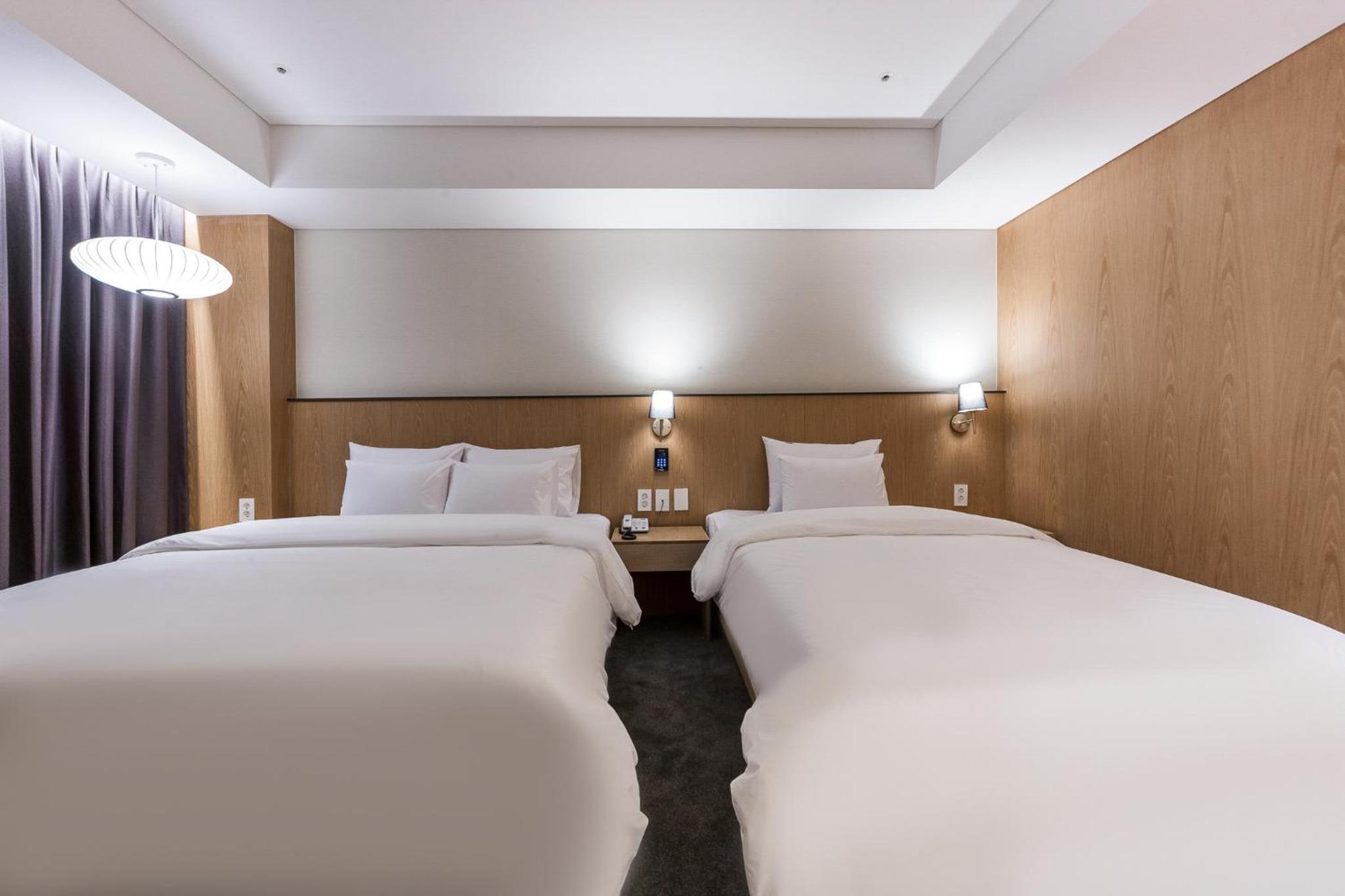 Superior Twin Room - Photo 6