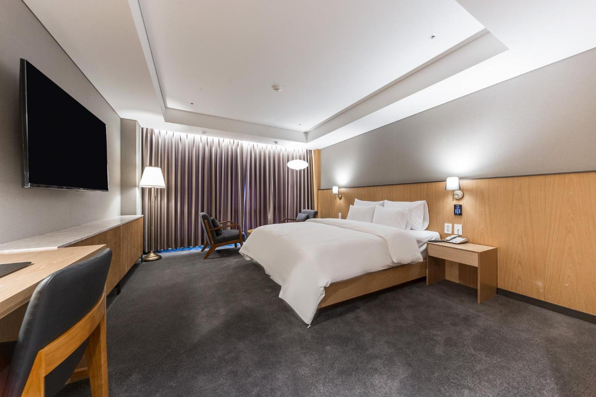 Superior Double Room - Photo 11