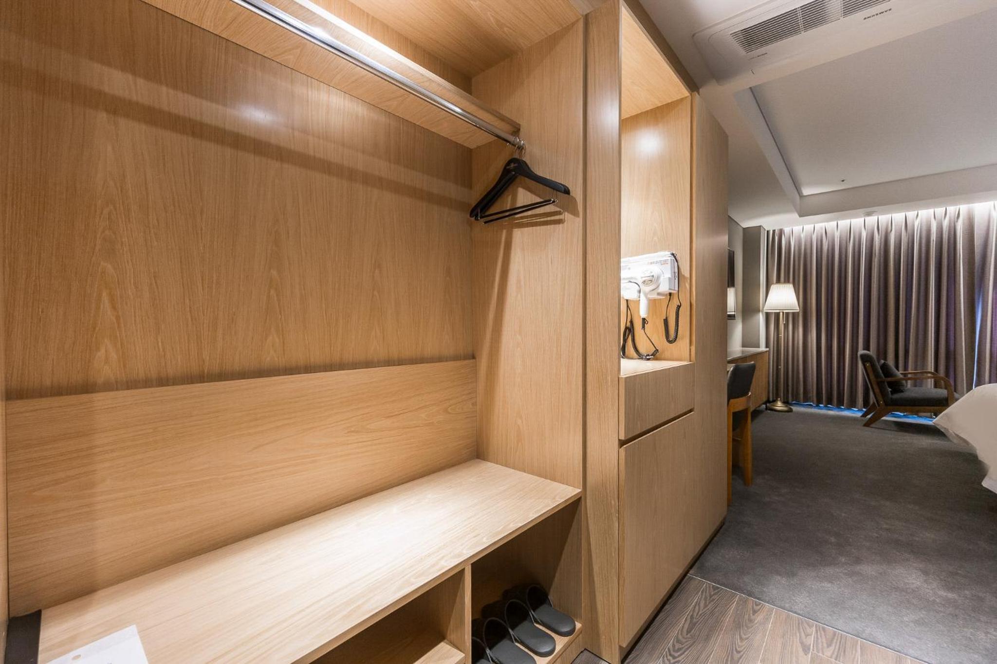Superior Double Room - Photo 9