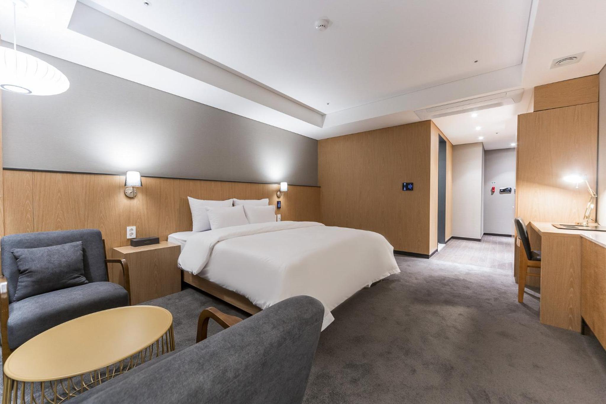 Superior Double Room - Photo 8