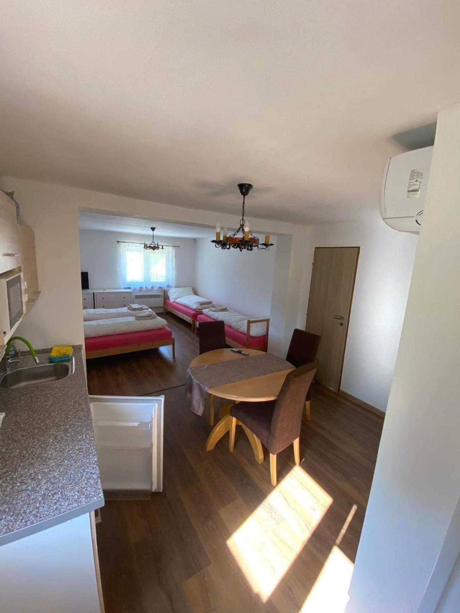 Studio Apartment photo 2