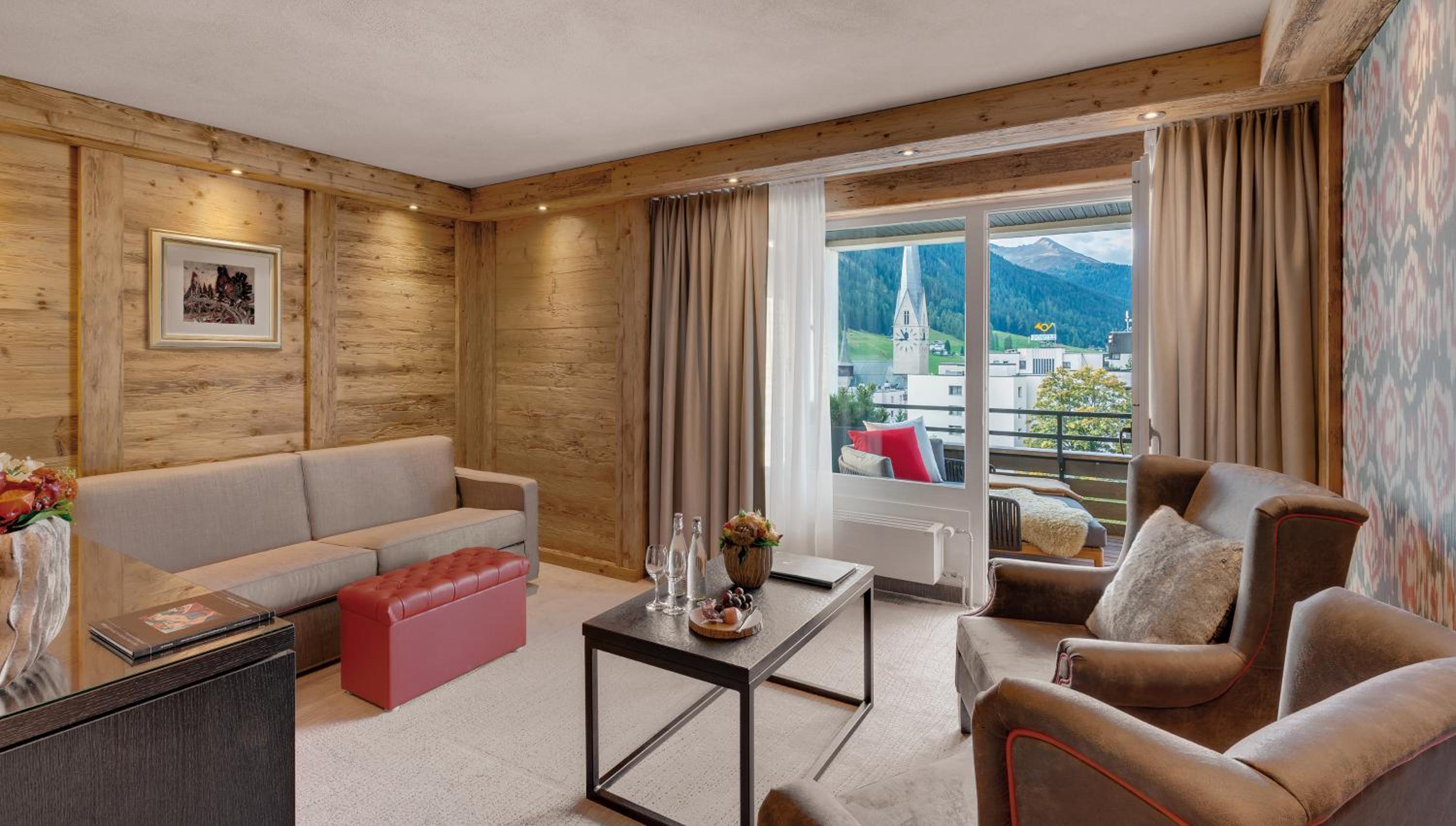 Suite - Photo 11