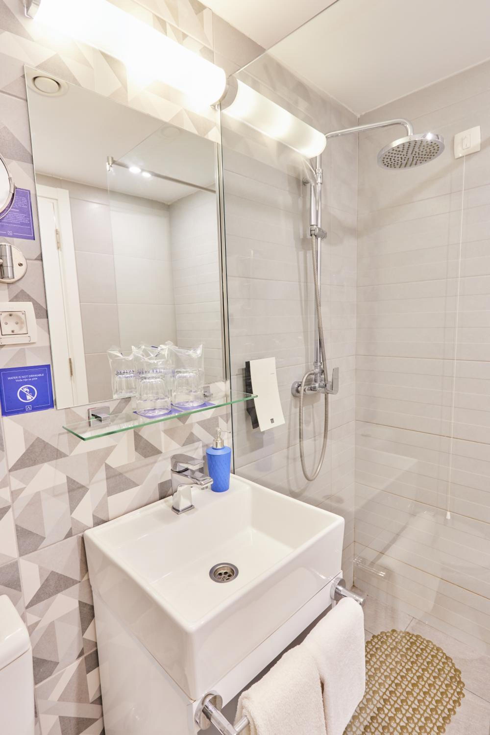 Two Bedroom Family Suite photo 3