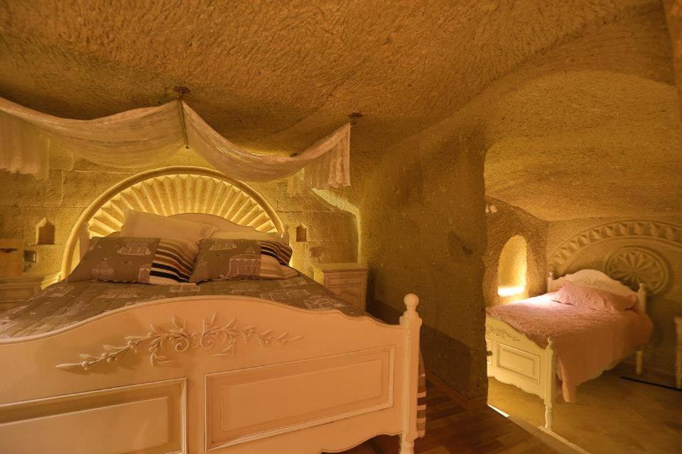 Triple Cave Room photo 2