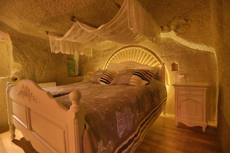 Triple Cave Room photo 3