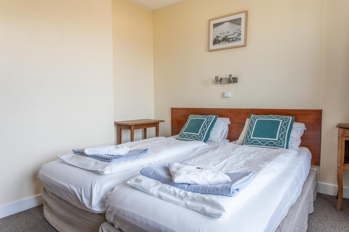 Double Room with Balcony photo 3