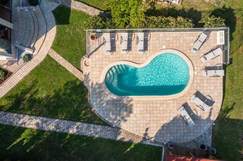 Villa with Private Pool photo 2