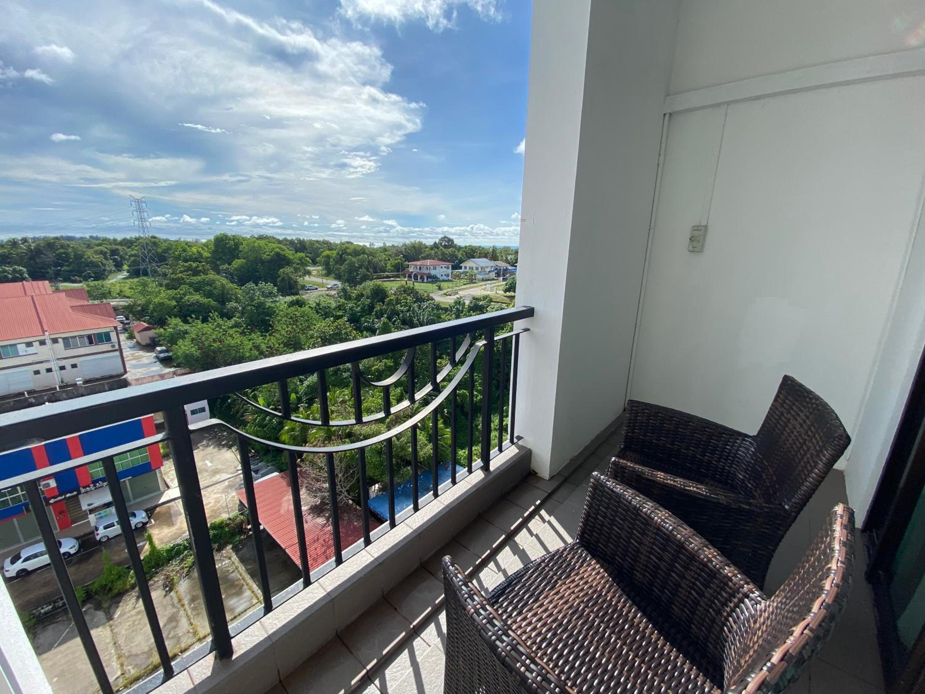Balcony & Terrace