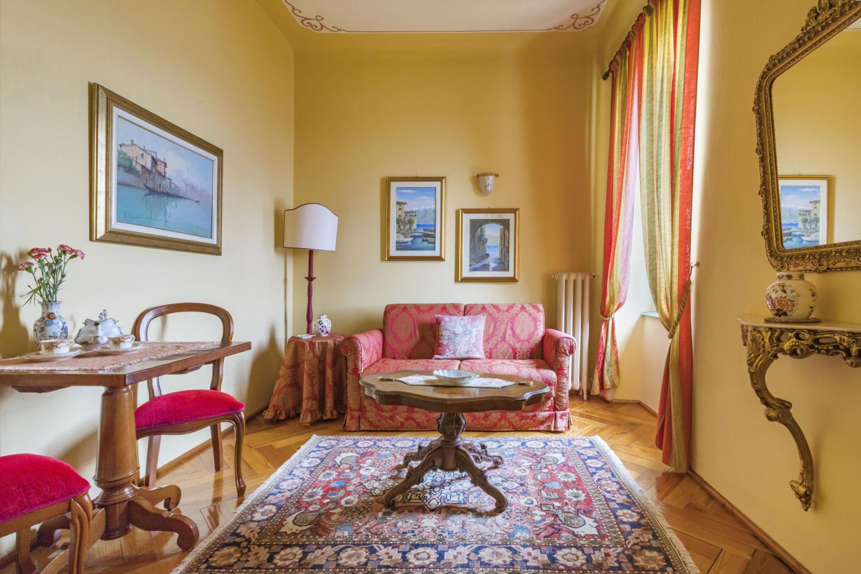 Junior Suite with Lake View - Villa - Photo 3