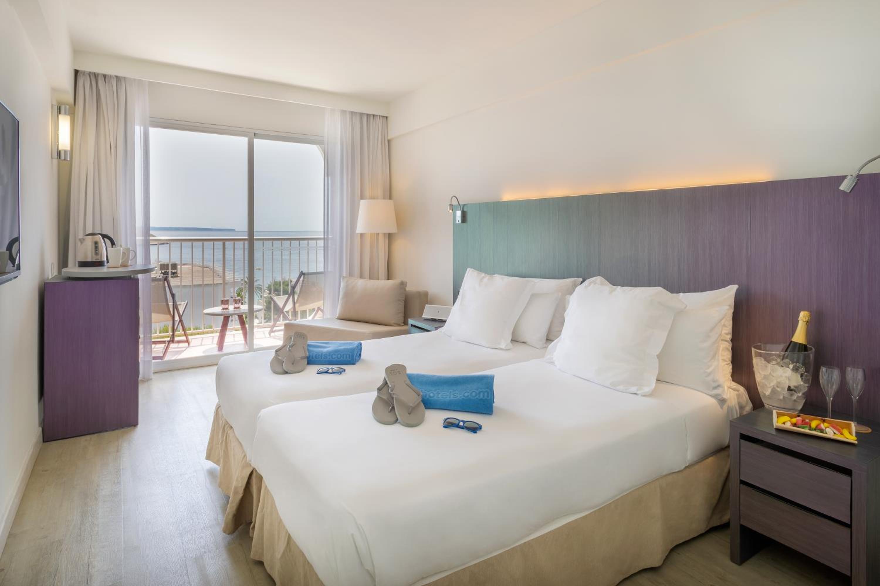 Xtra Room Sea View