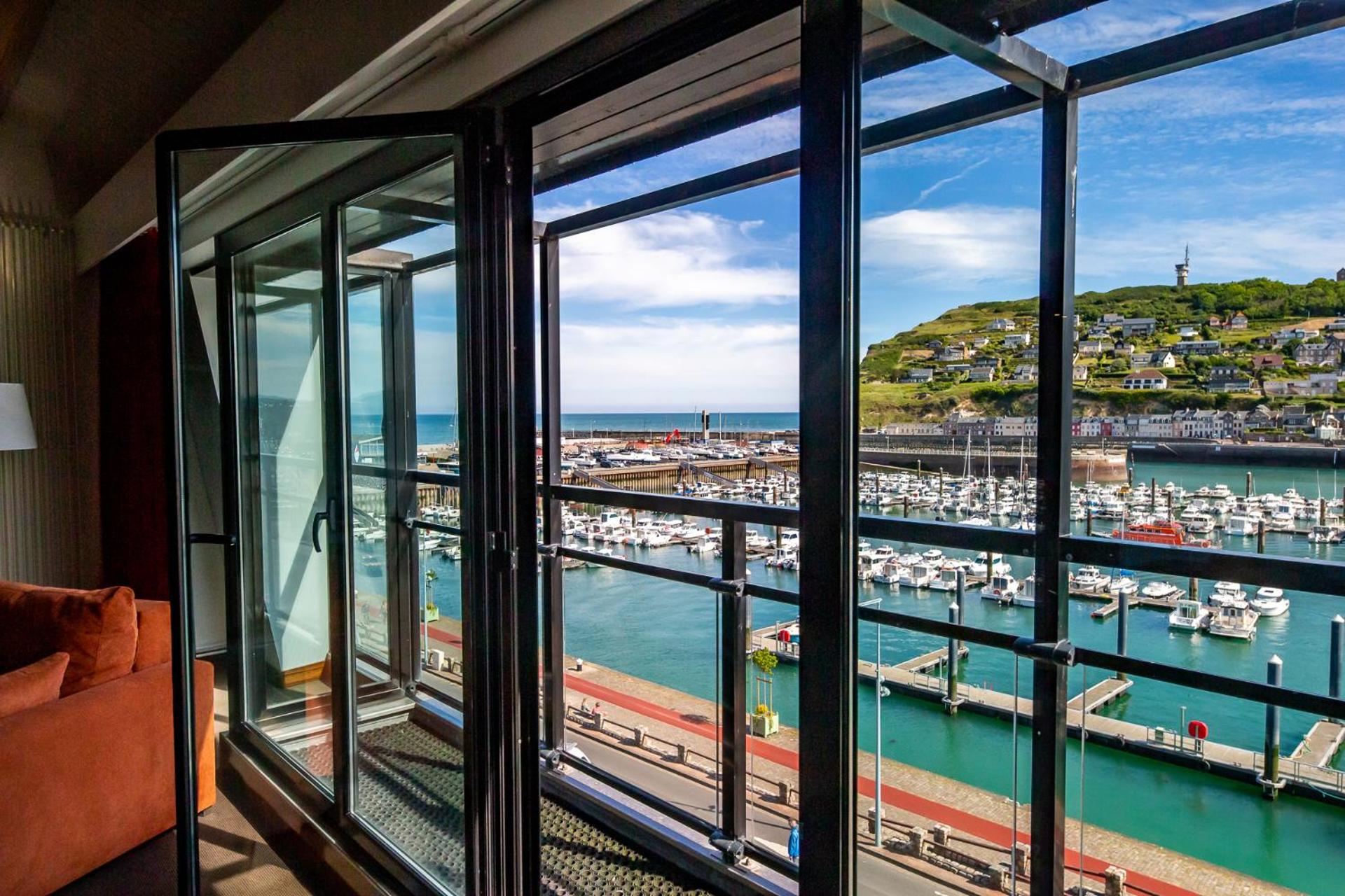 Deluxe Suite (4 Persons) With Sea View - Photo 3