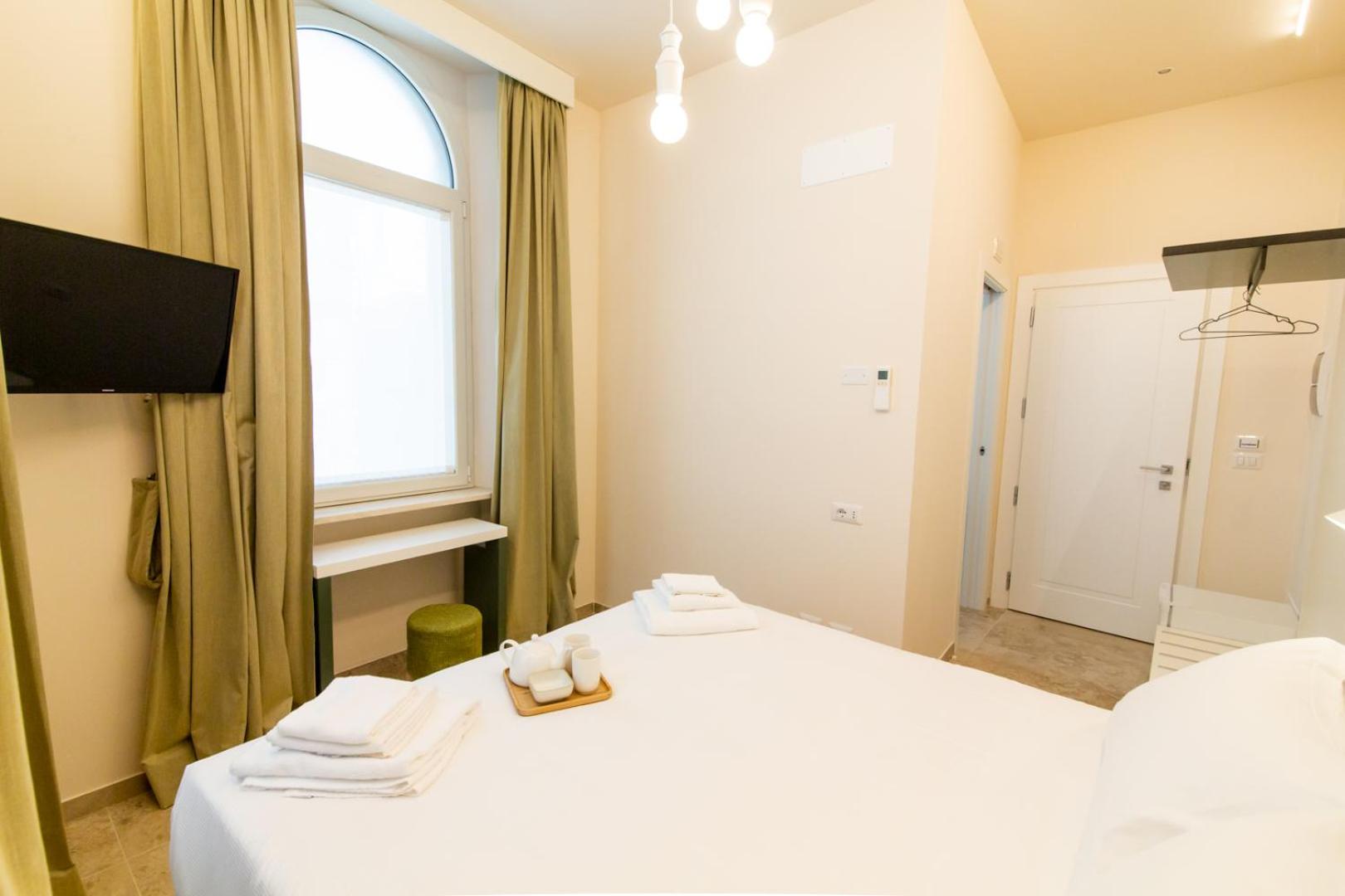 Standard Double or Twin Room photo 3