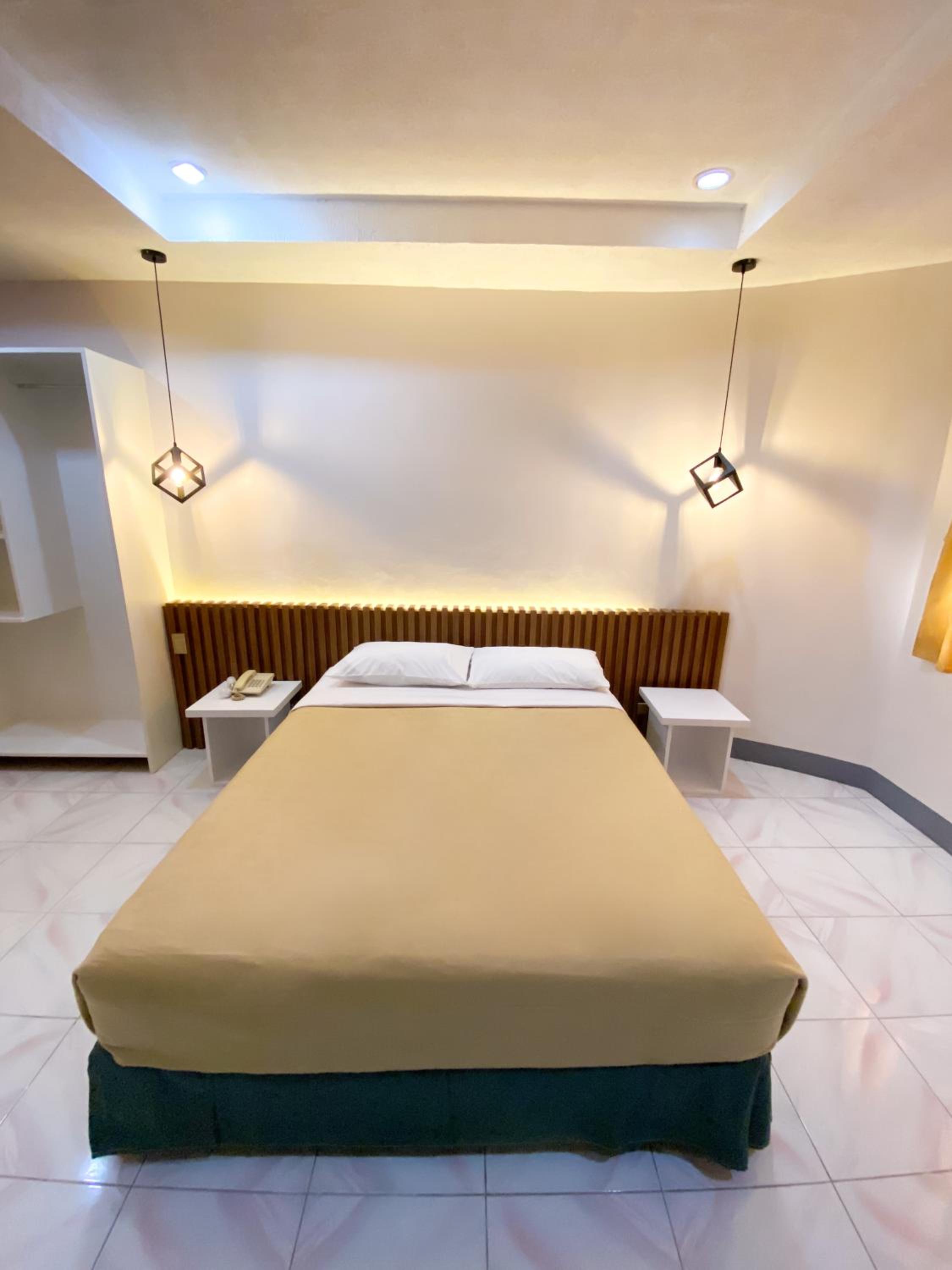 Deluxe Double Room - Photo 3