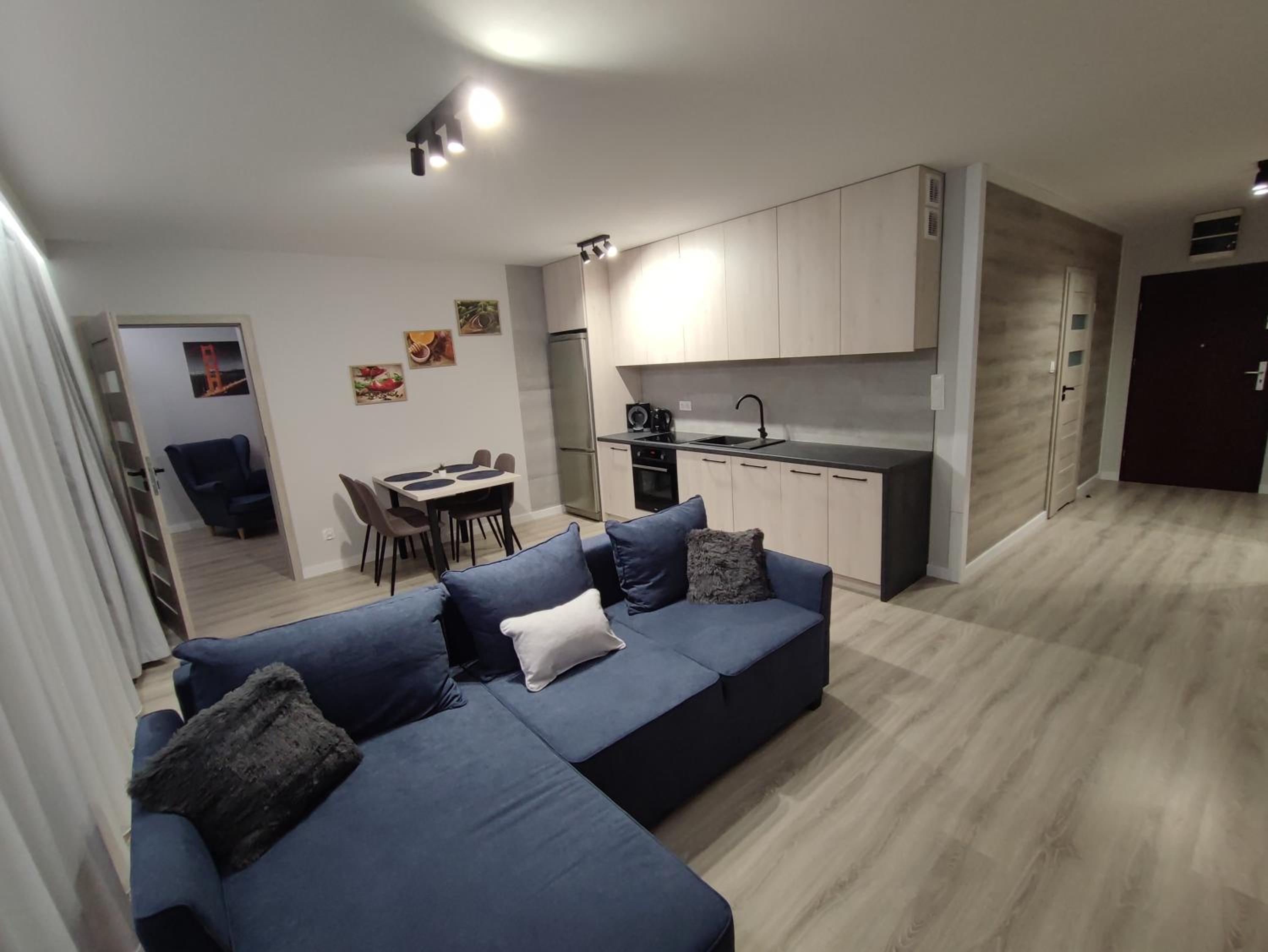 One-Bedroom Apartment - Photo 3