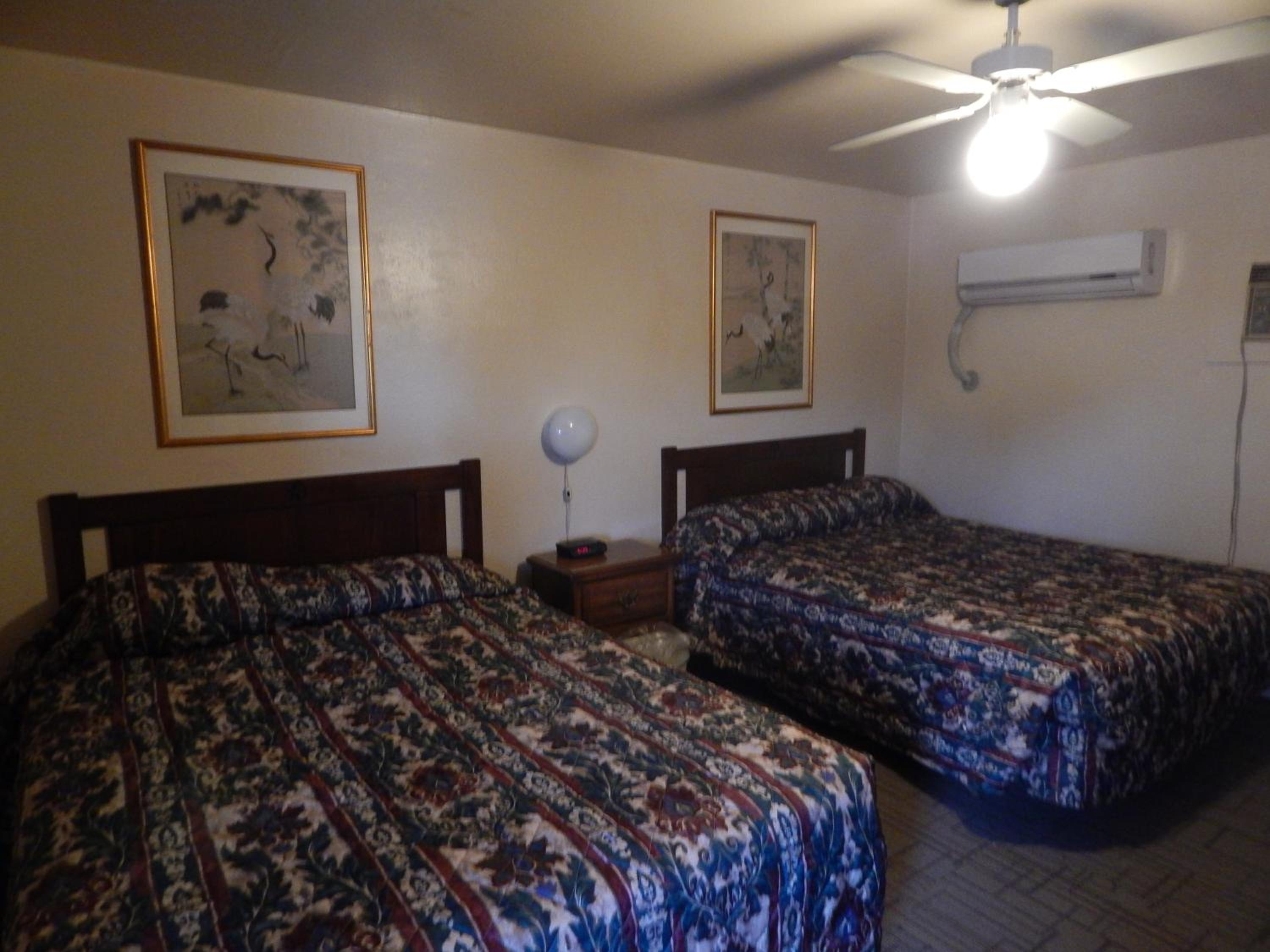 Deluxe Queen Room with Two Queen Beds