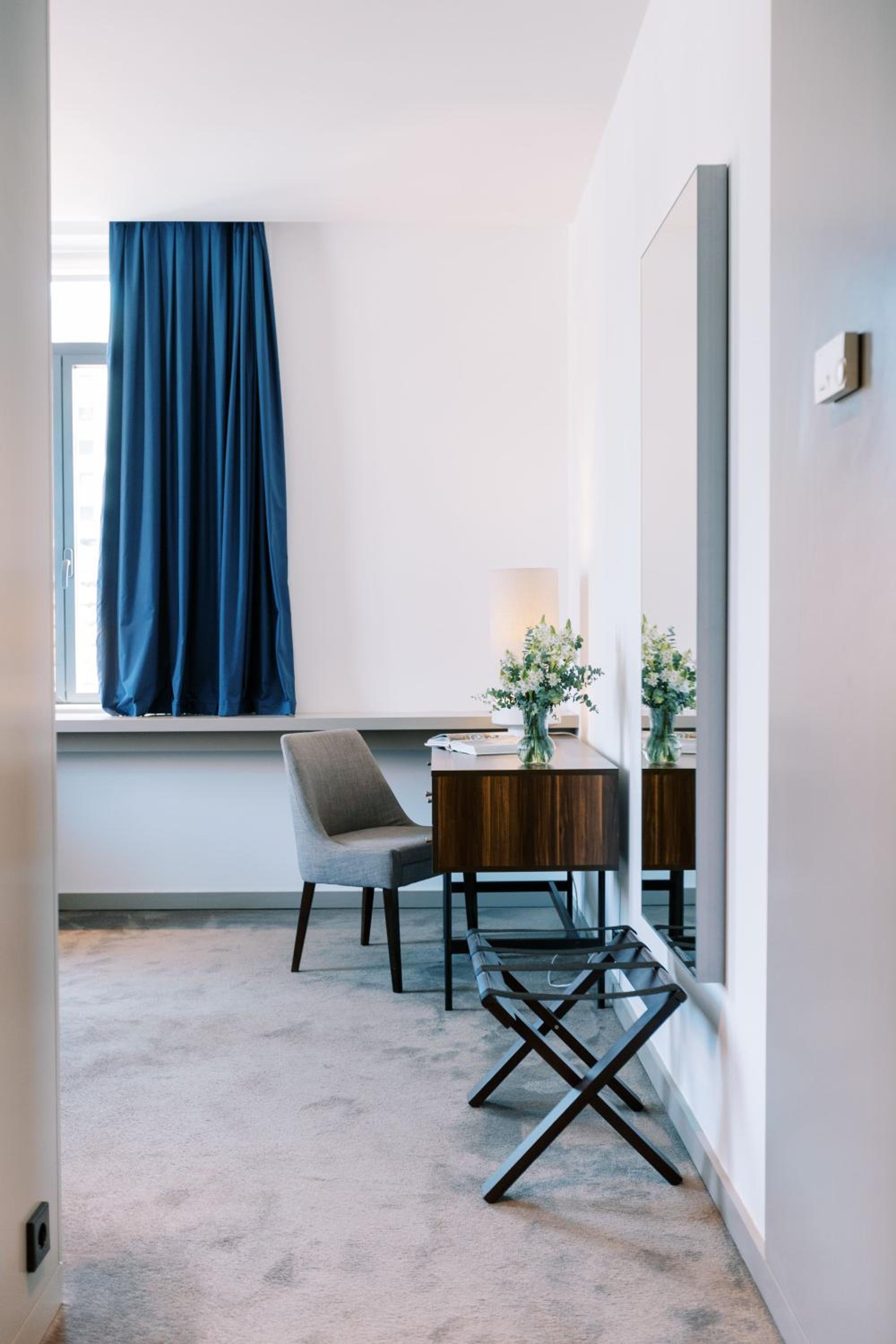 Double Room thumbnail 5