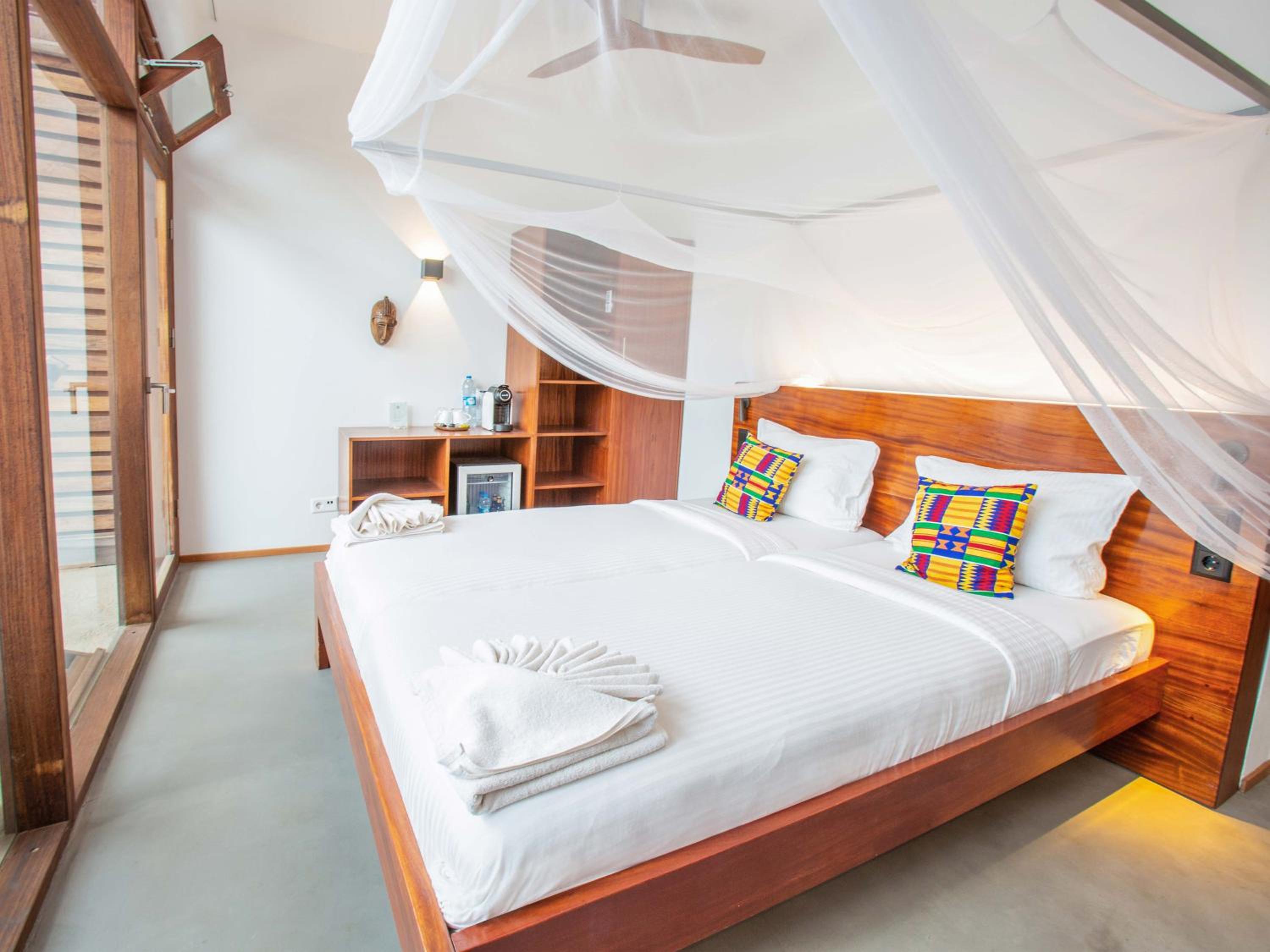 Superior Double Room with Balcony and Sea View