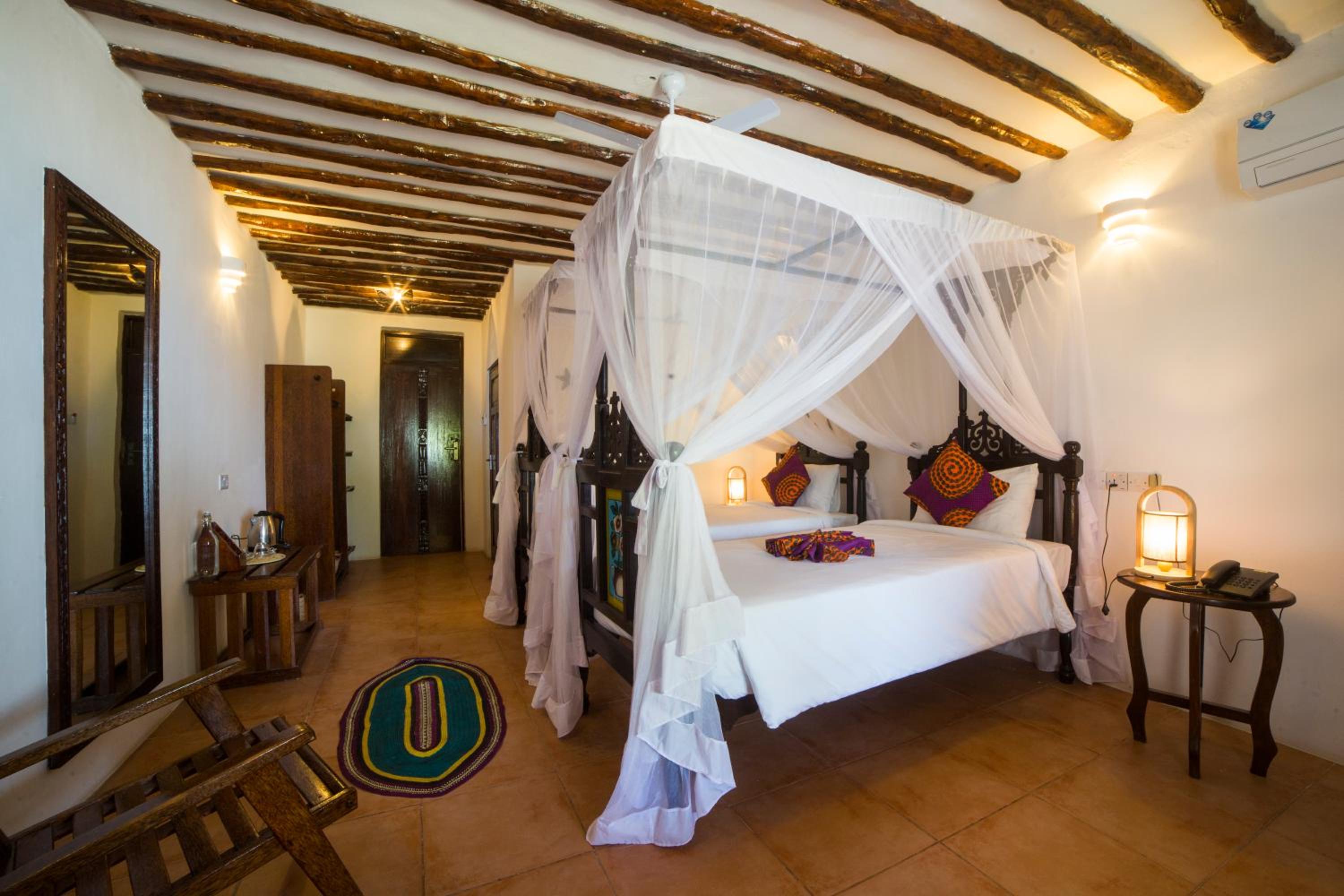 Deluxe Double Room with Balcony and Sea View