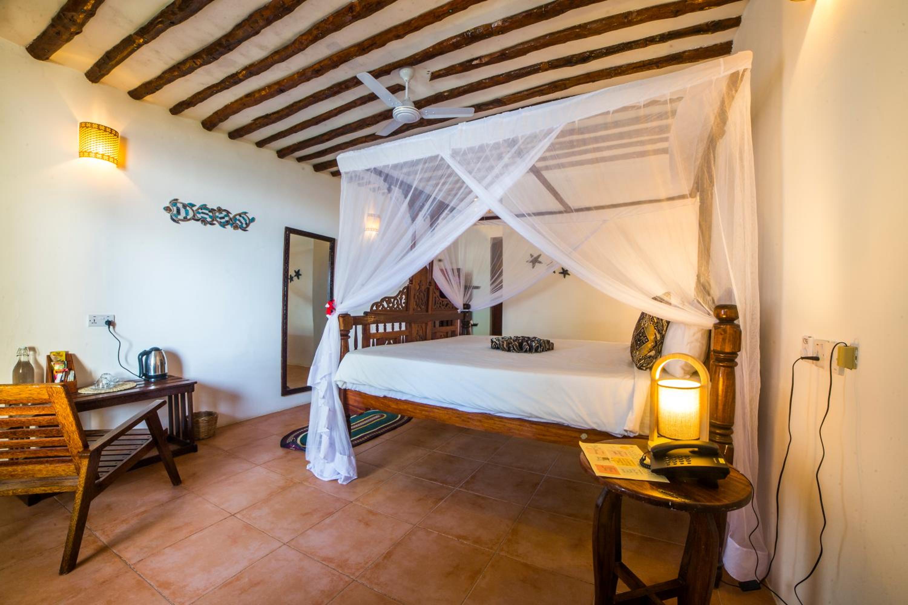 Deluxe Double Room with Balcony and Sea View